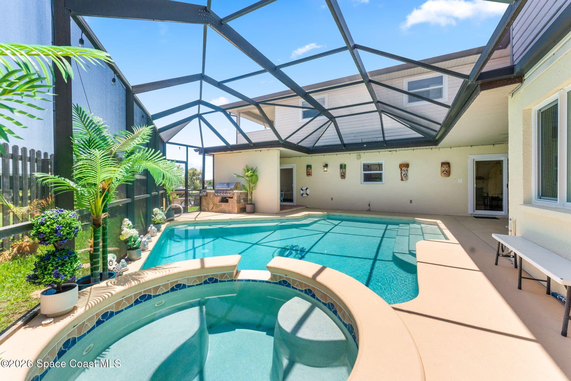 1275 Island Drive photo 4