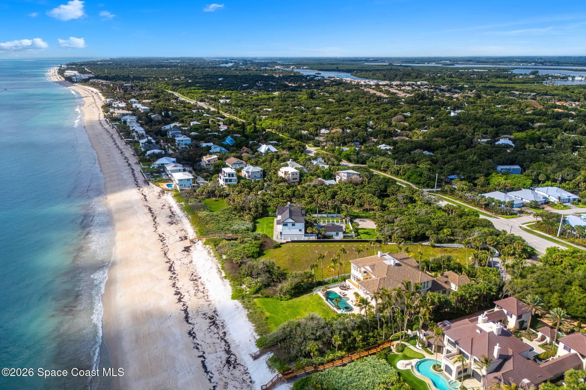 211 Beachside Drive photo 9