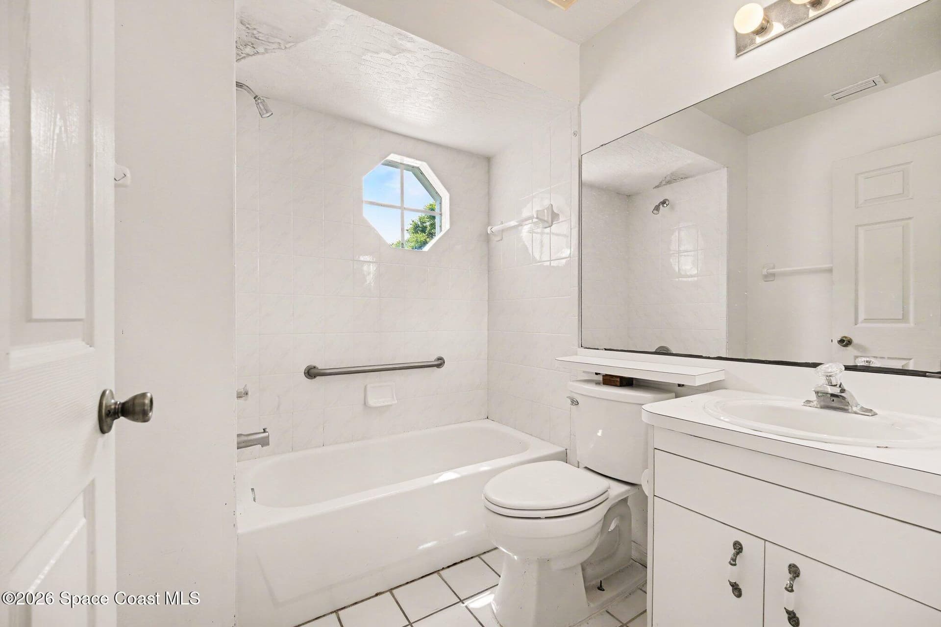 320 Las Olas Drive photo 15