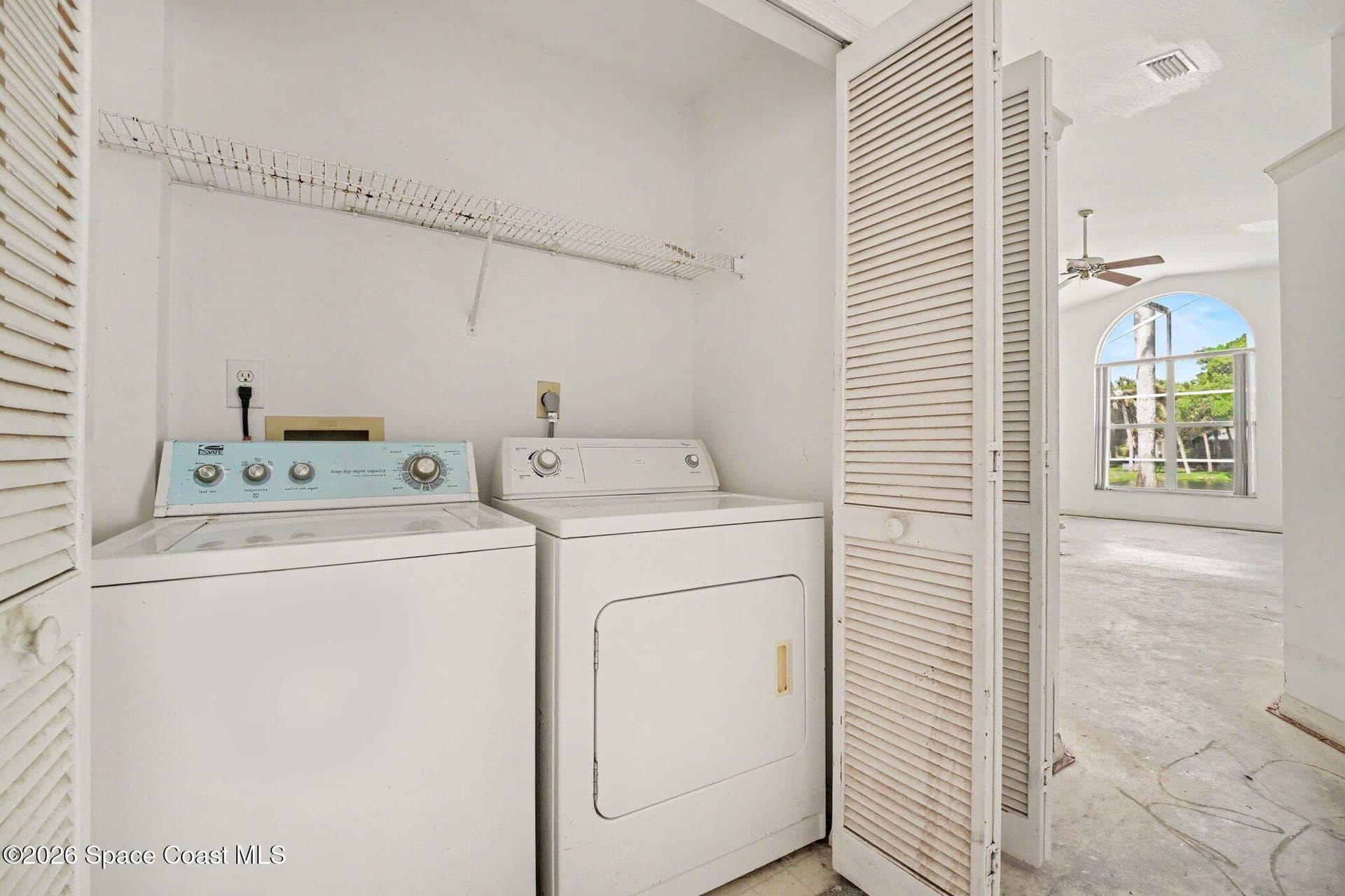 320 Las Olas Drive photo 16