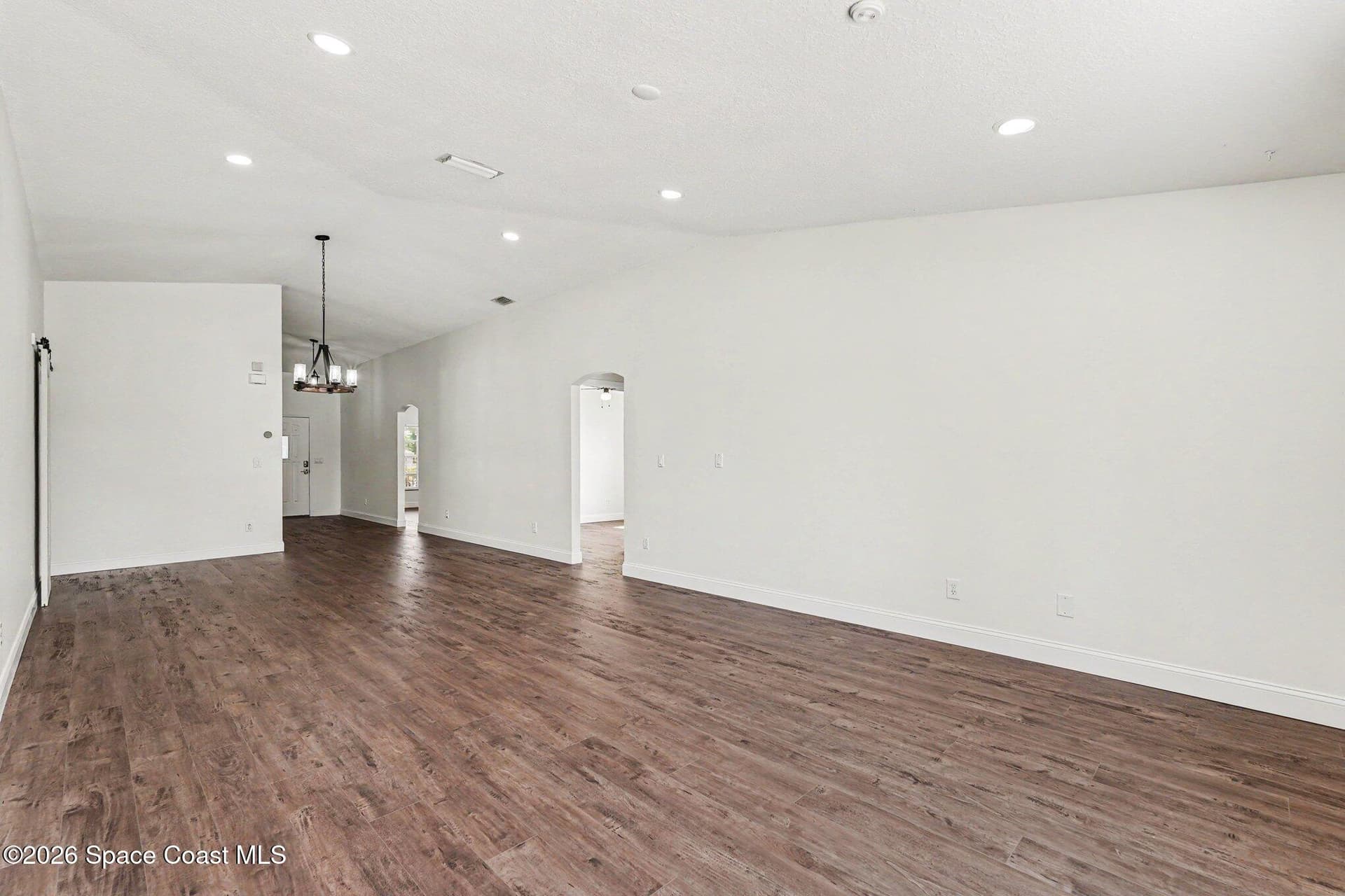 1805 Bayhill Drive photo 6