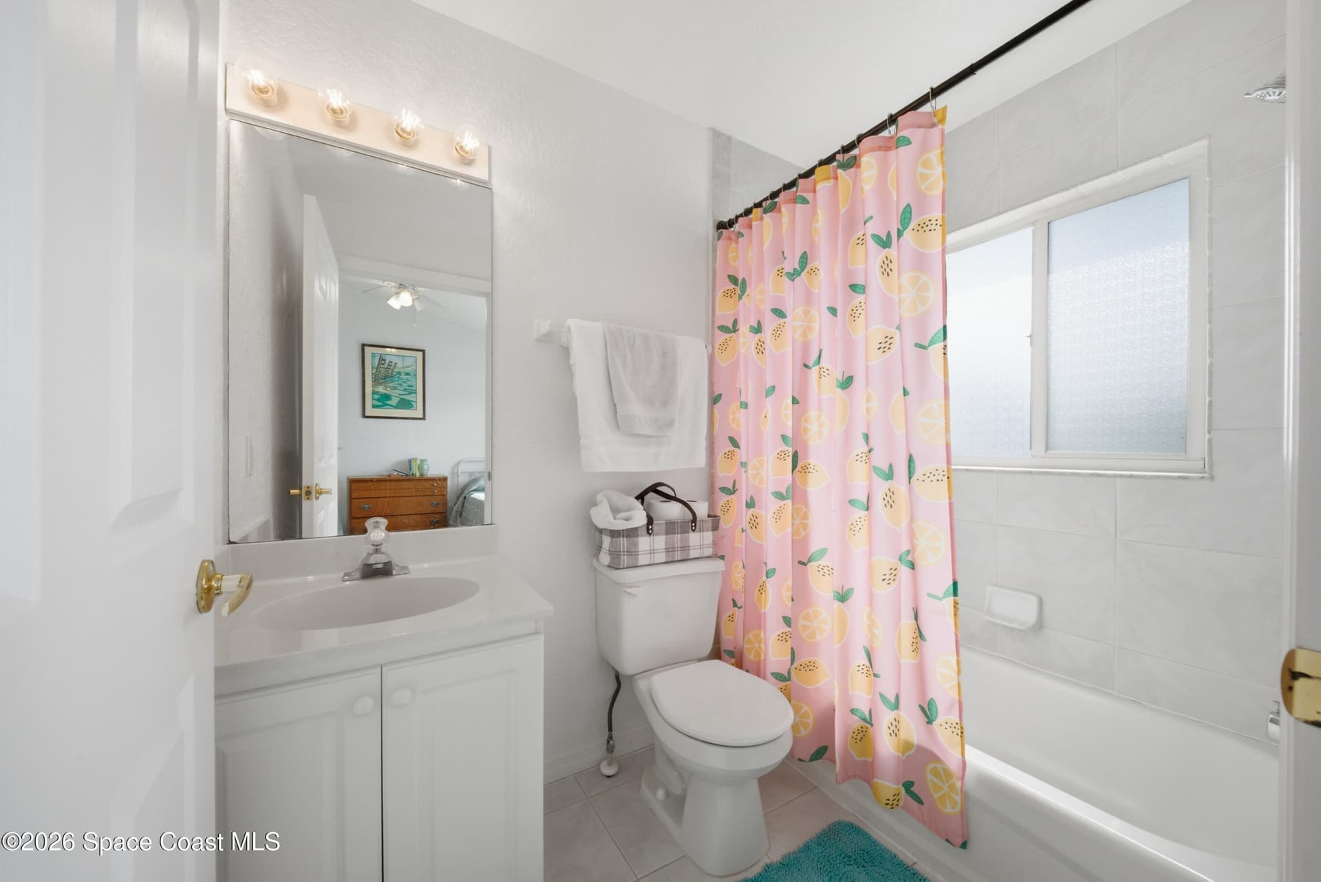 526 Seaport Boulevard T173 photo 17