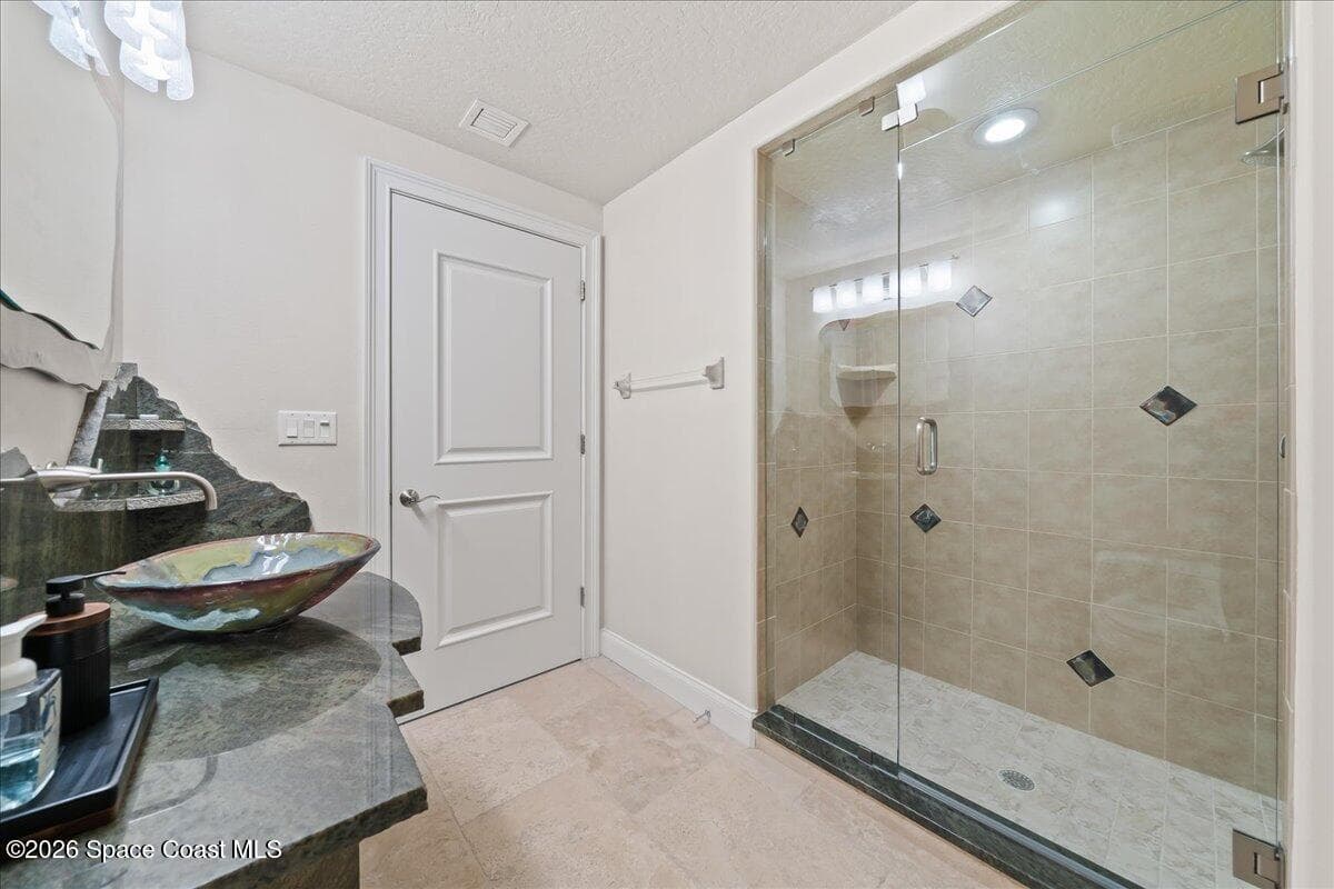 1 Eighth Avenue 1202 photo 18