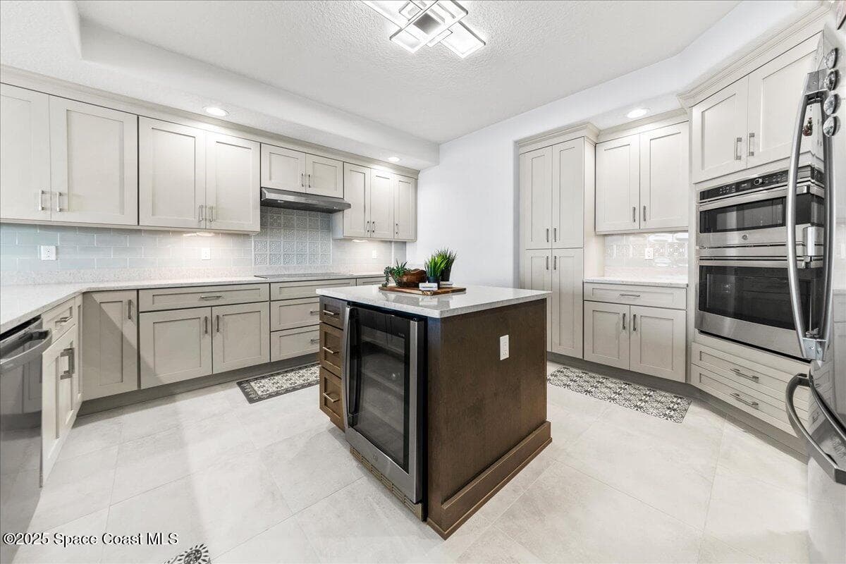1465 S Harbor City Boulevard 902 photo 7