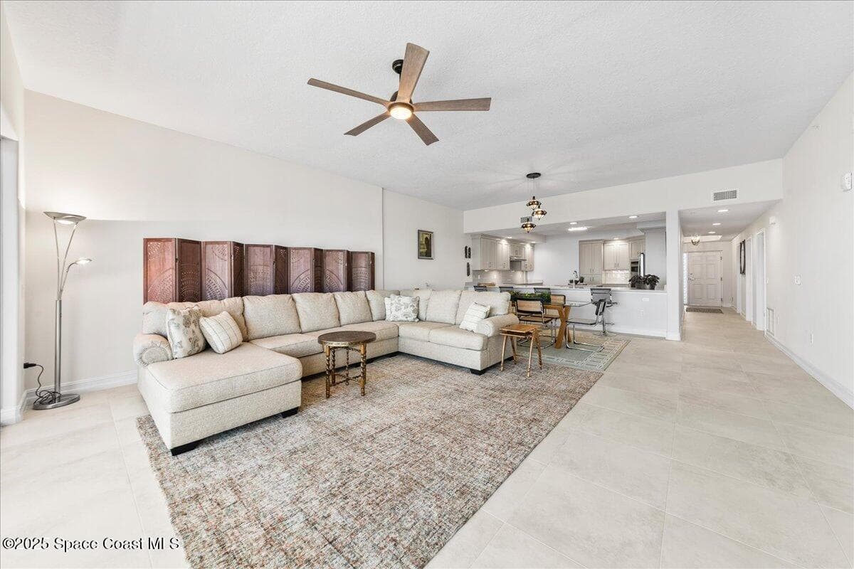 1465 S Harbor City Boulevard 902 photo 12