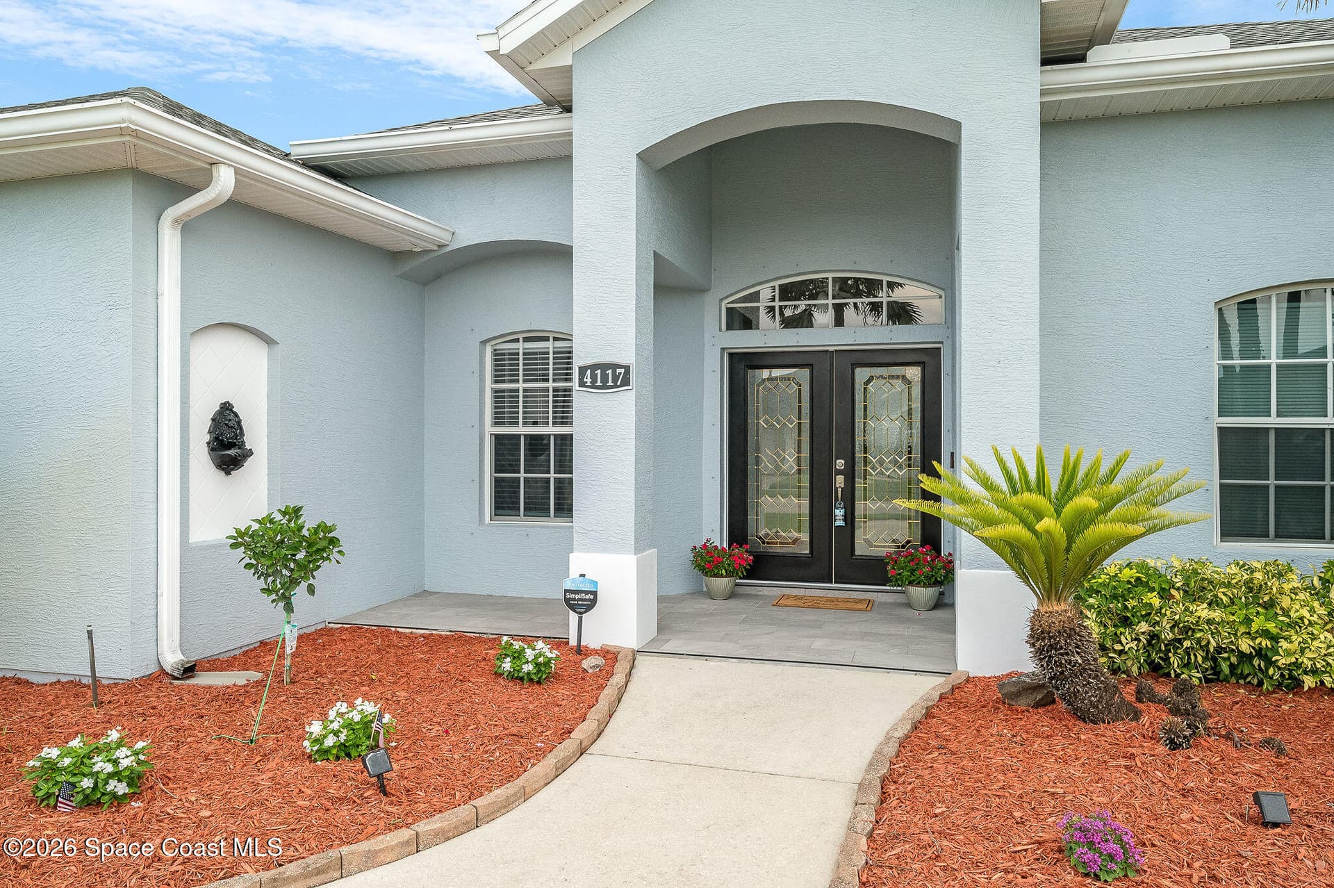 4117 Las Cruces Way photo 3