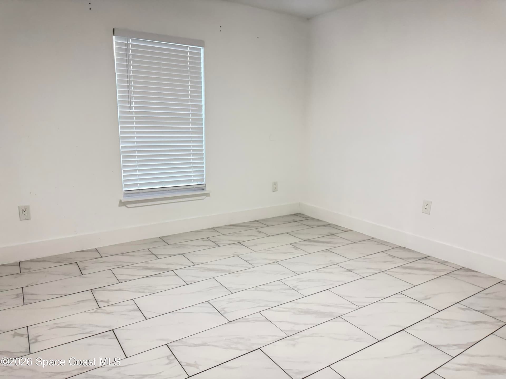 1013 Hammacher Avenue SW photo 10