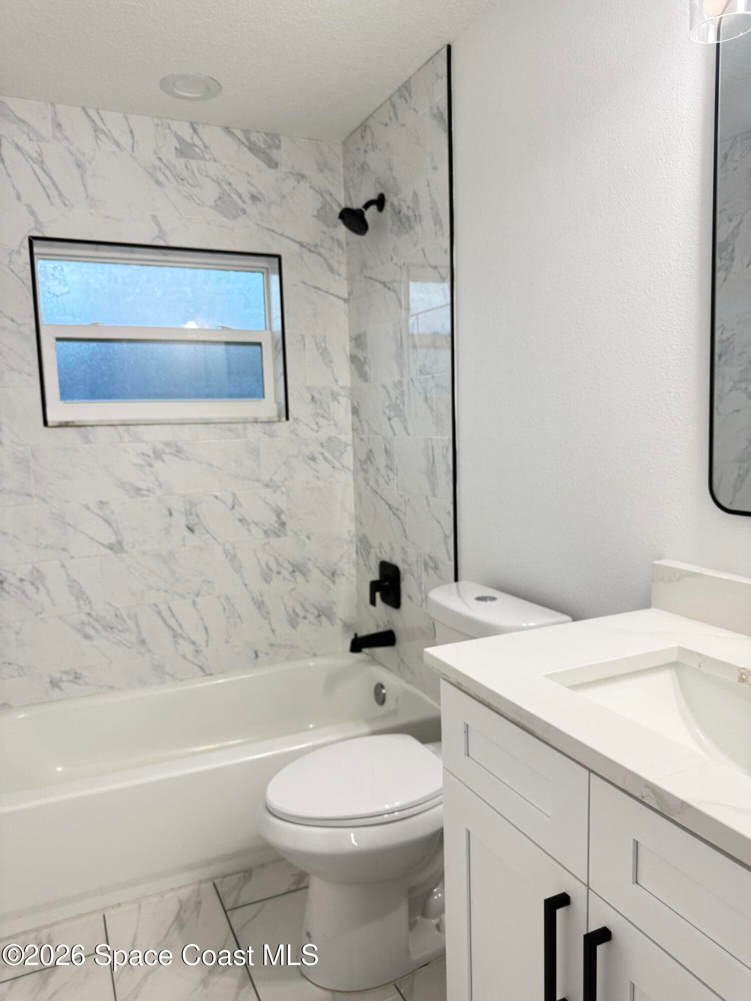 1013 Hammacher Avenue SW photo 17