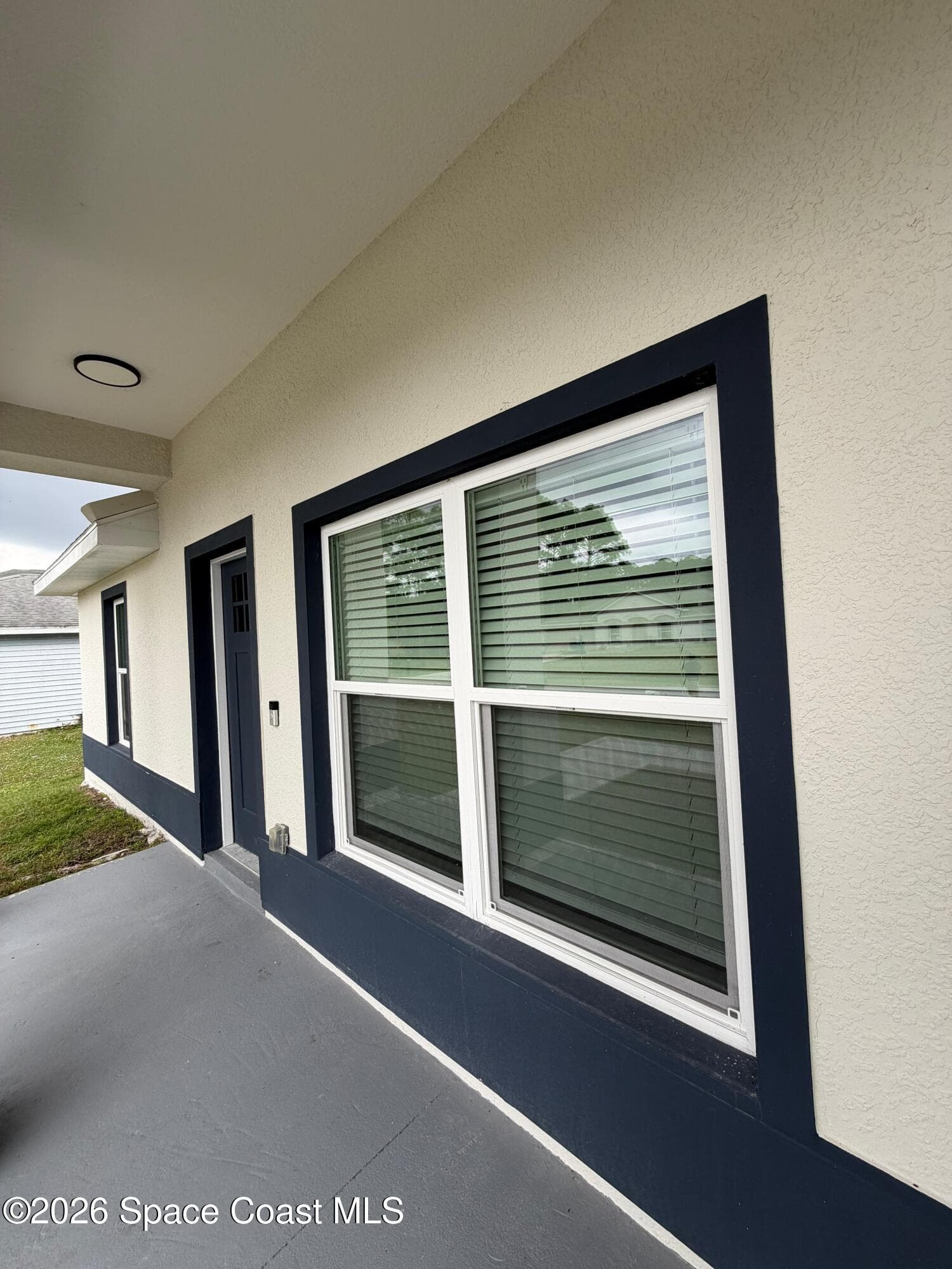 1013 Hammacher Avenue SW photo 2