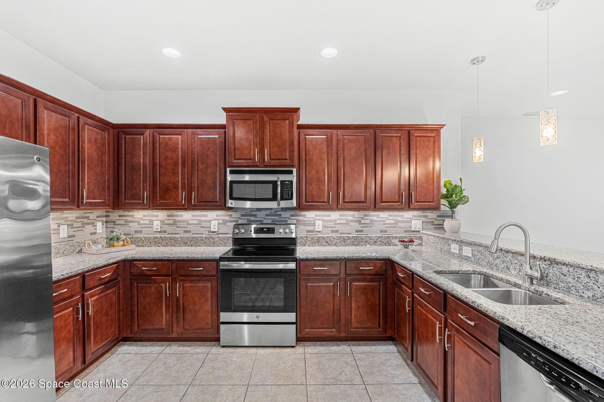 467 Easton Forest Circle SE photo 12