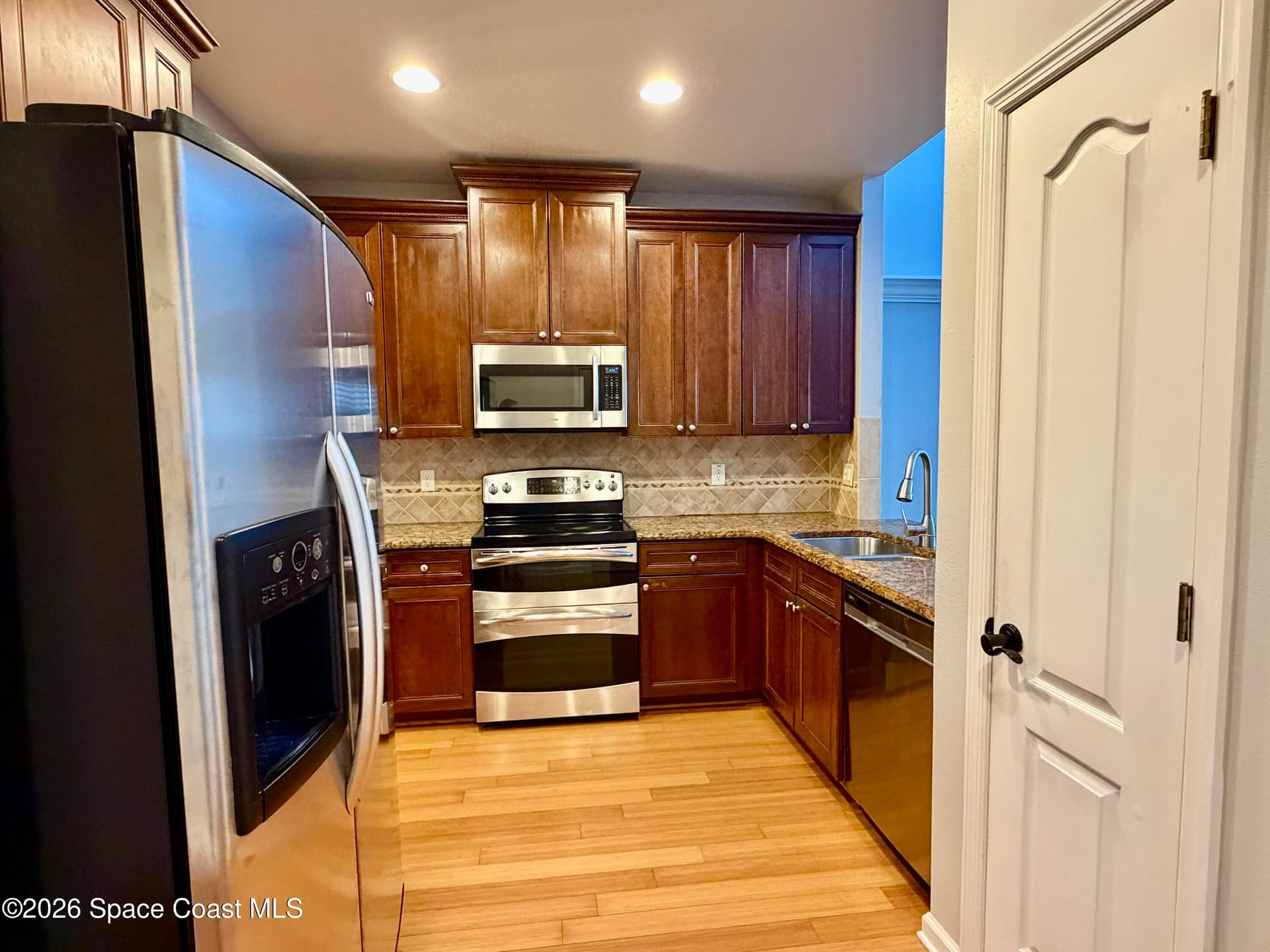 747 Ventura Drive photo 6
