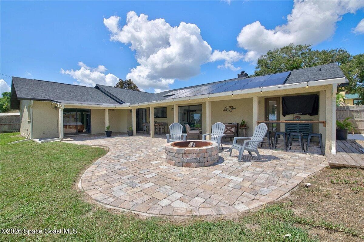 200 Forest Hill Drive photo 21