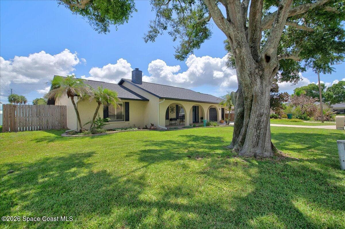 200 Forest Hill Drive photo 6