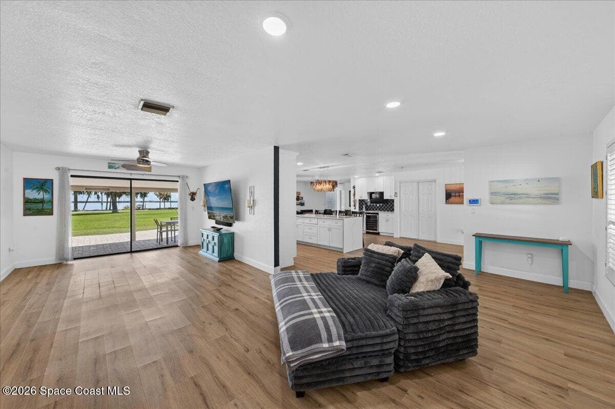 200 Forest Hill Drive photo 13