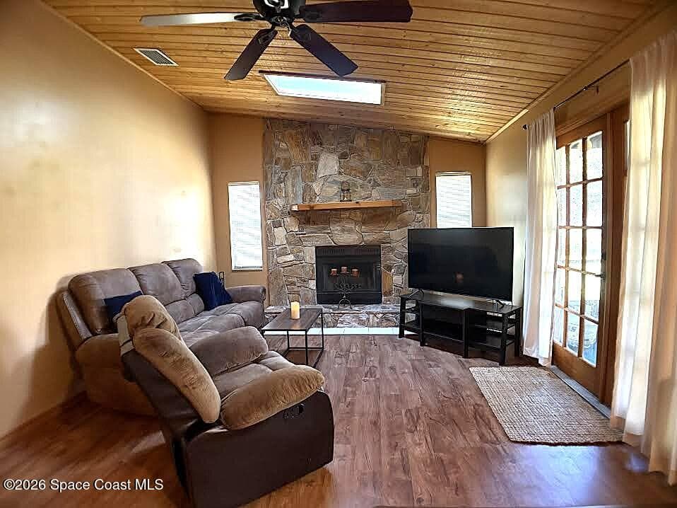 416 Orlov Road NW photo 11