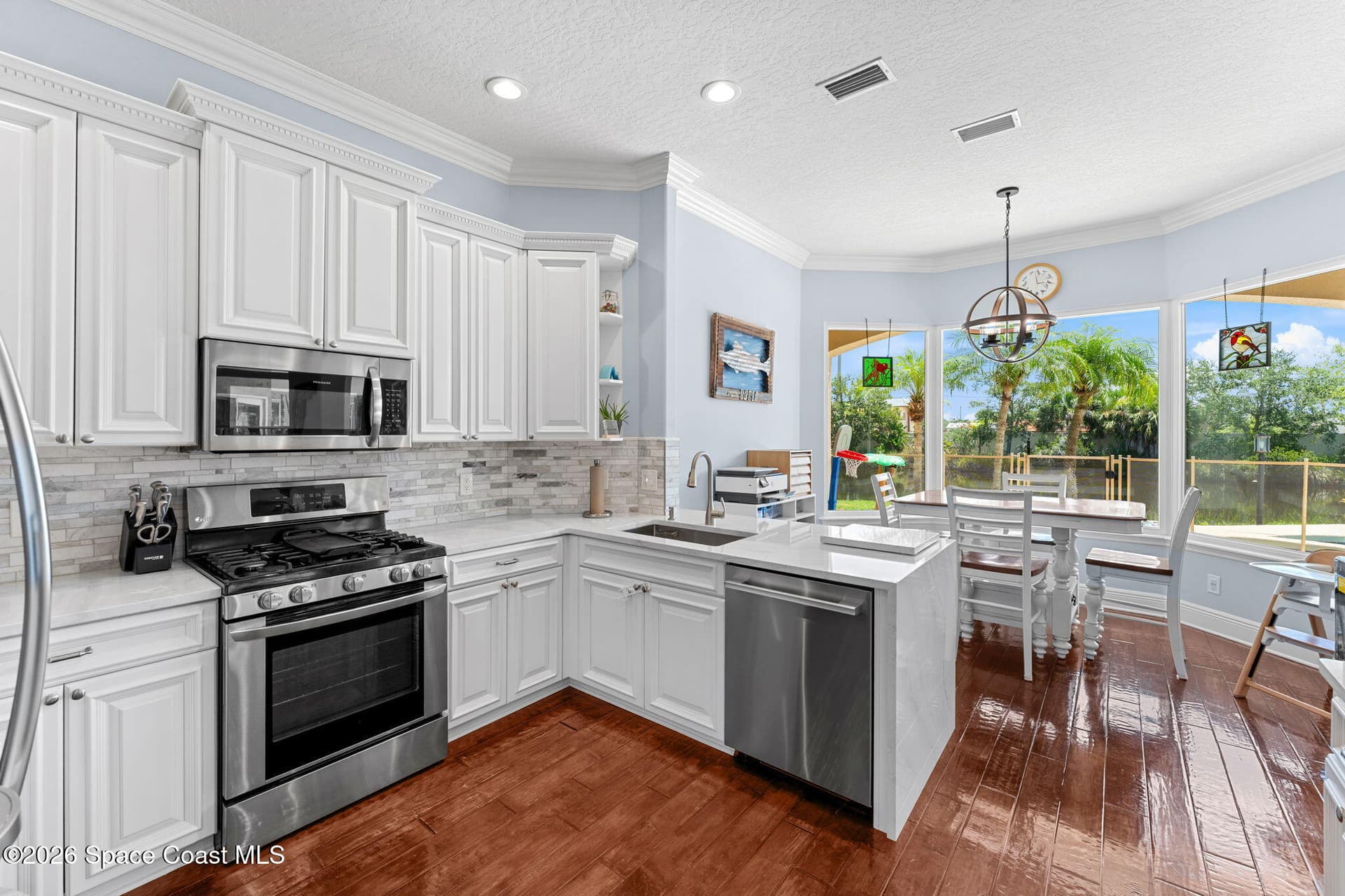 241 Waterside Drive photo 22