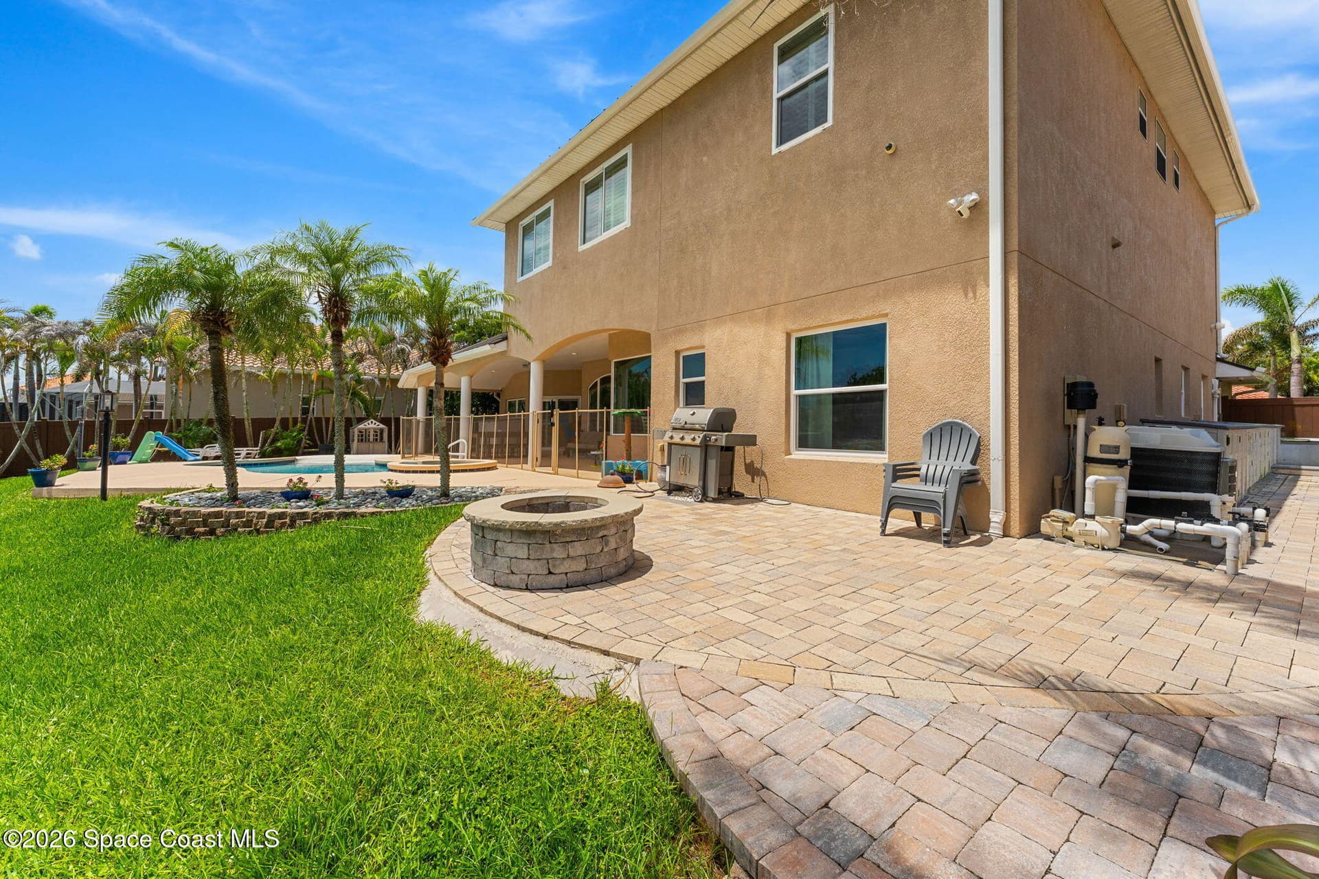 241 Waterside Drive photo 6
