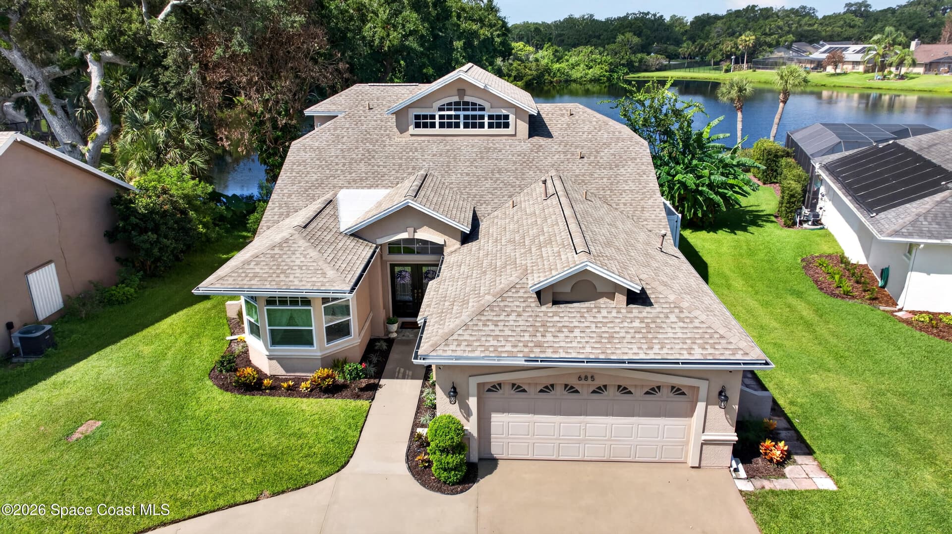685 Bella Vista Drive photo 1