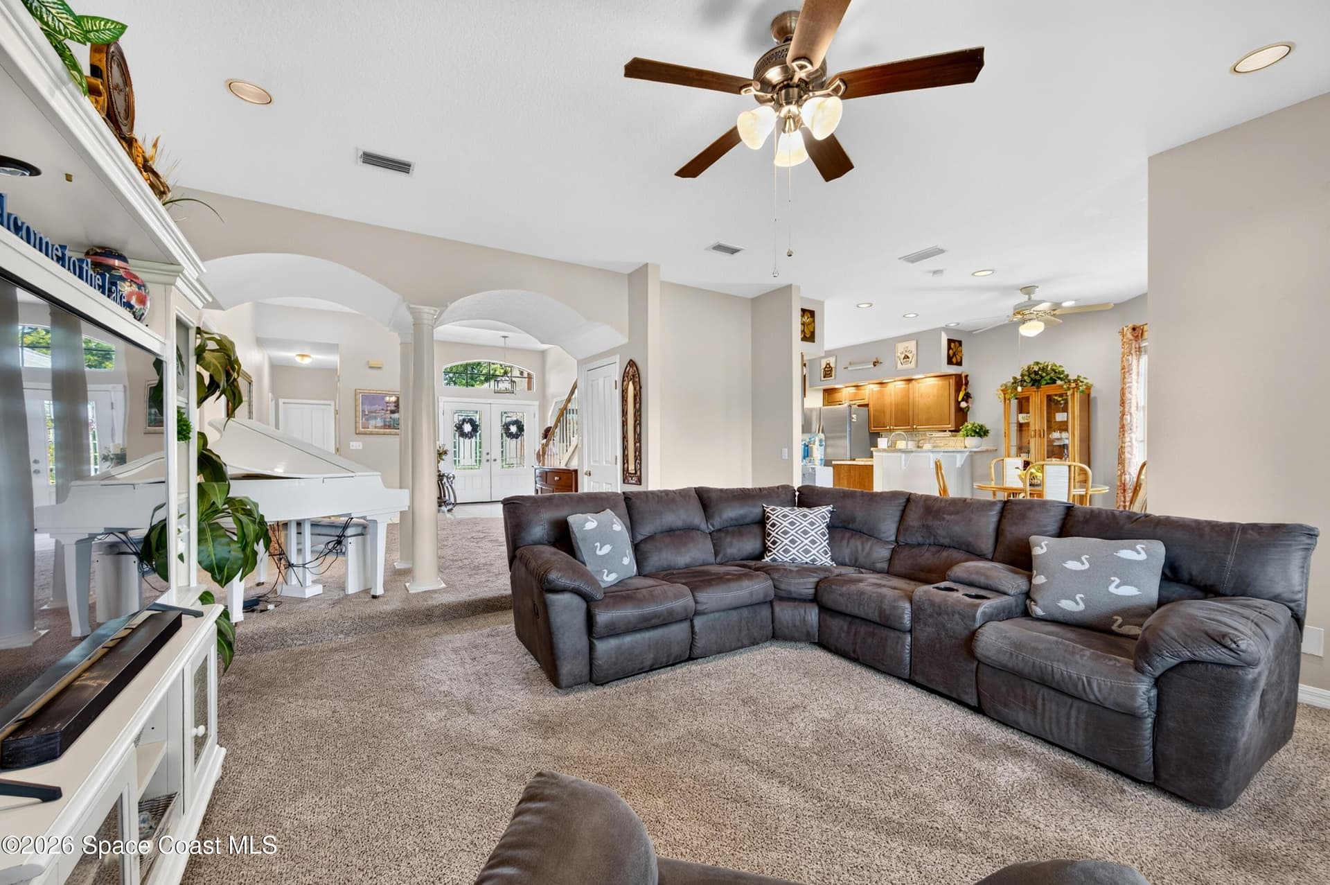 685 Bella Vista Drive photo 25