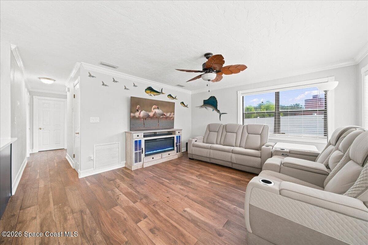 1330 Overlook Terrace photo 13