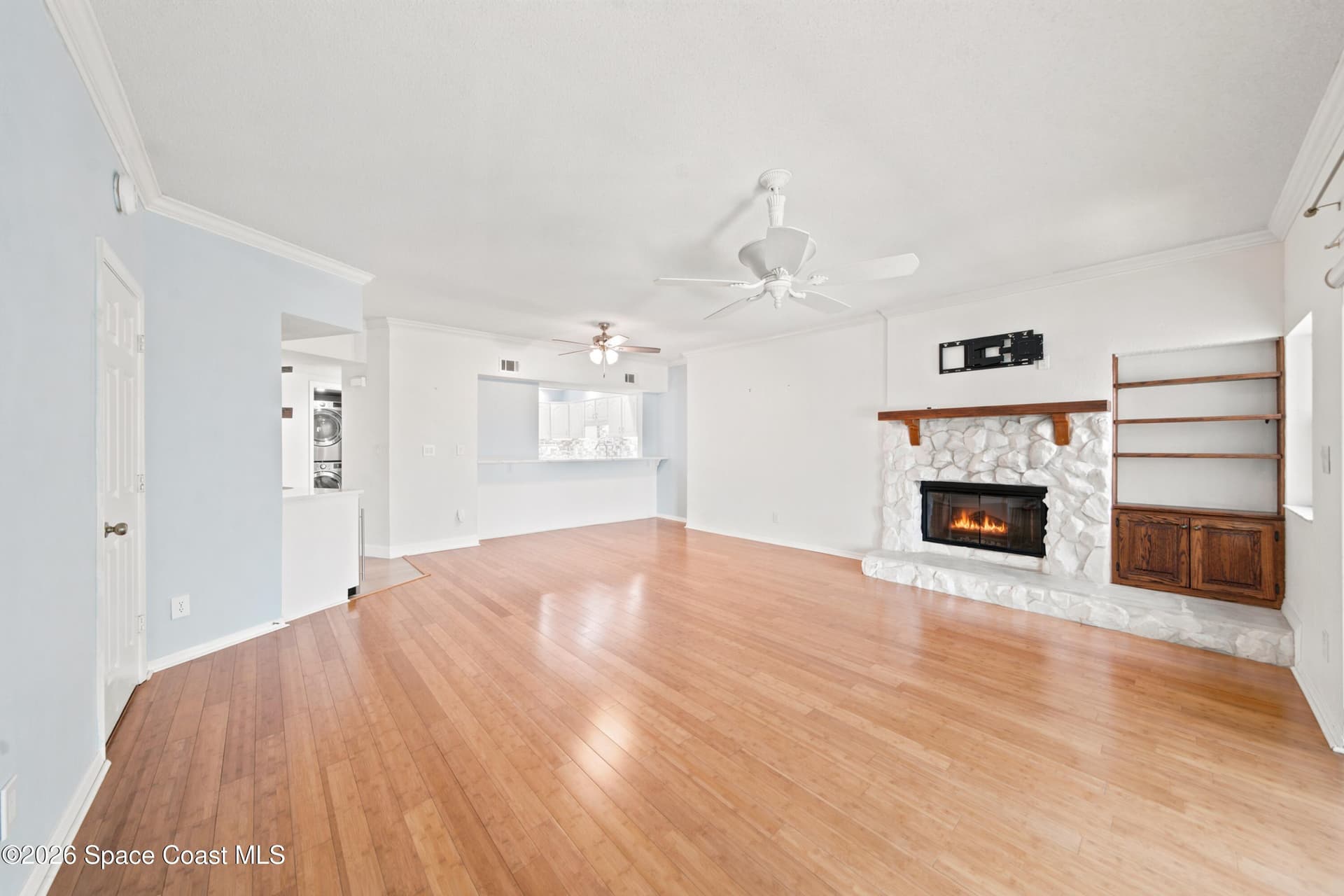 905 N Harbor City Boulevard 303 photo 15