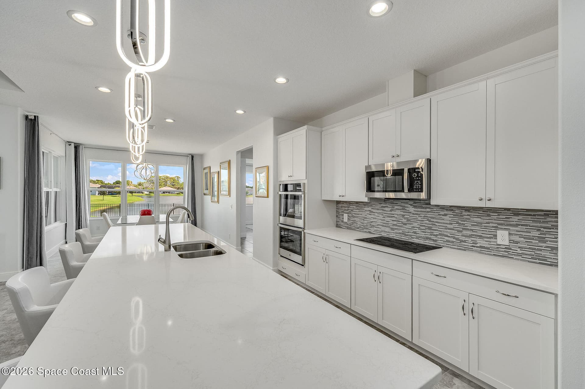 375 Loymer Circle photo 11