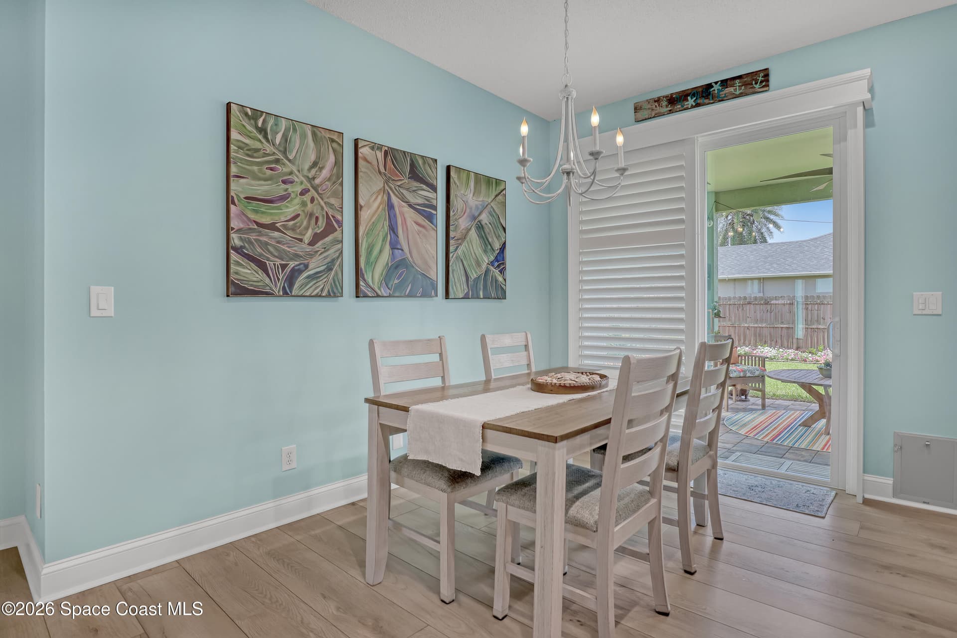 2051 Belmont Way photo 16