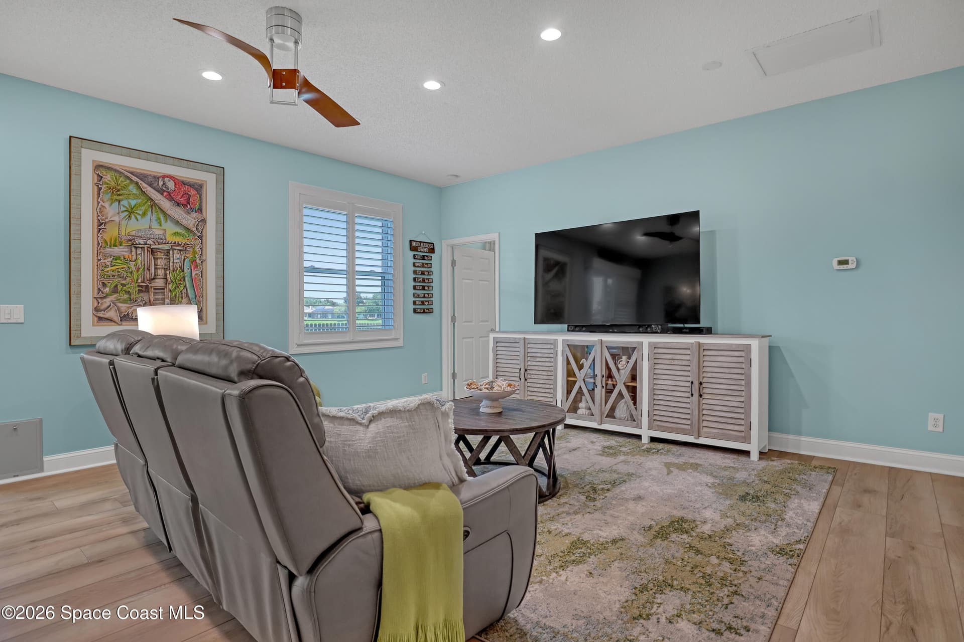 2051 Belmont Way photo 13