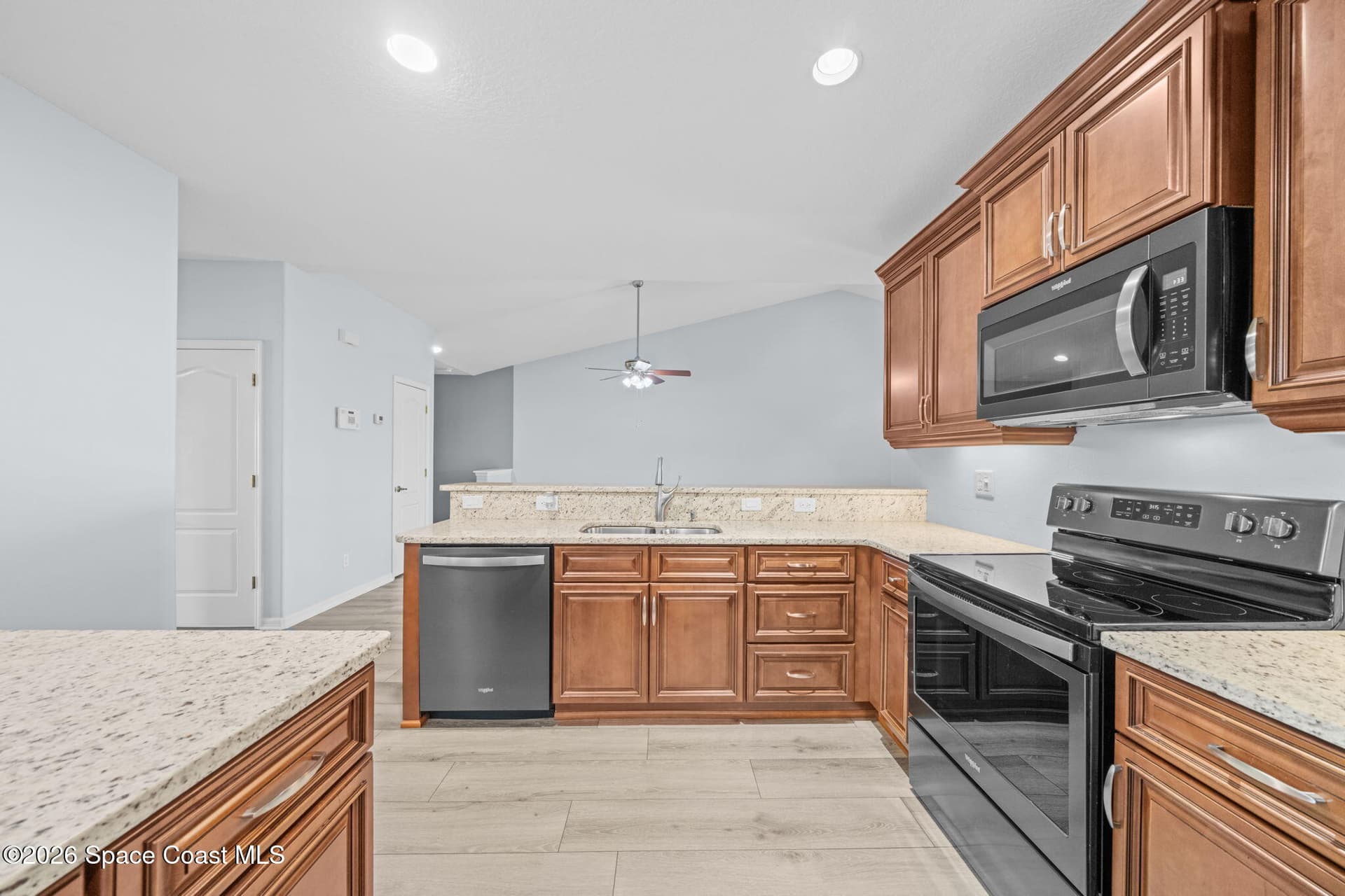 4865 Revenna Court 203 photo 25