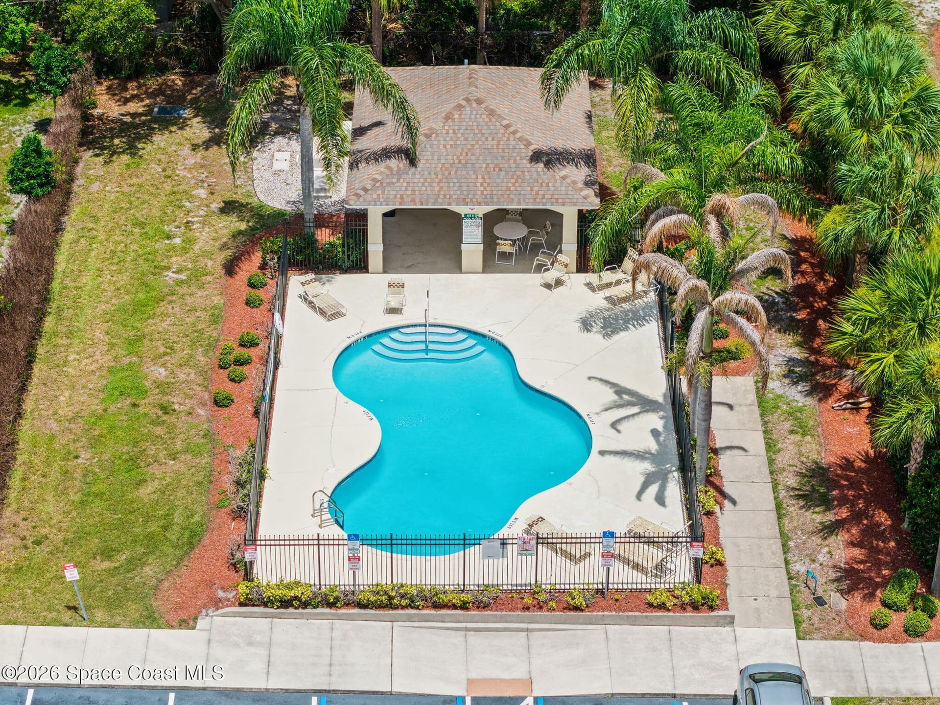 4865 Revenna Court 203 photo 8
