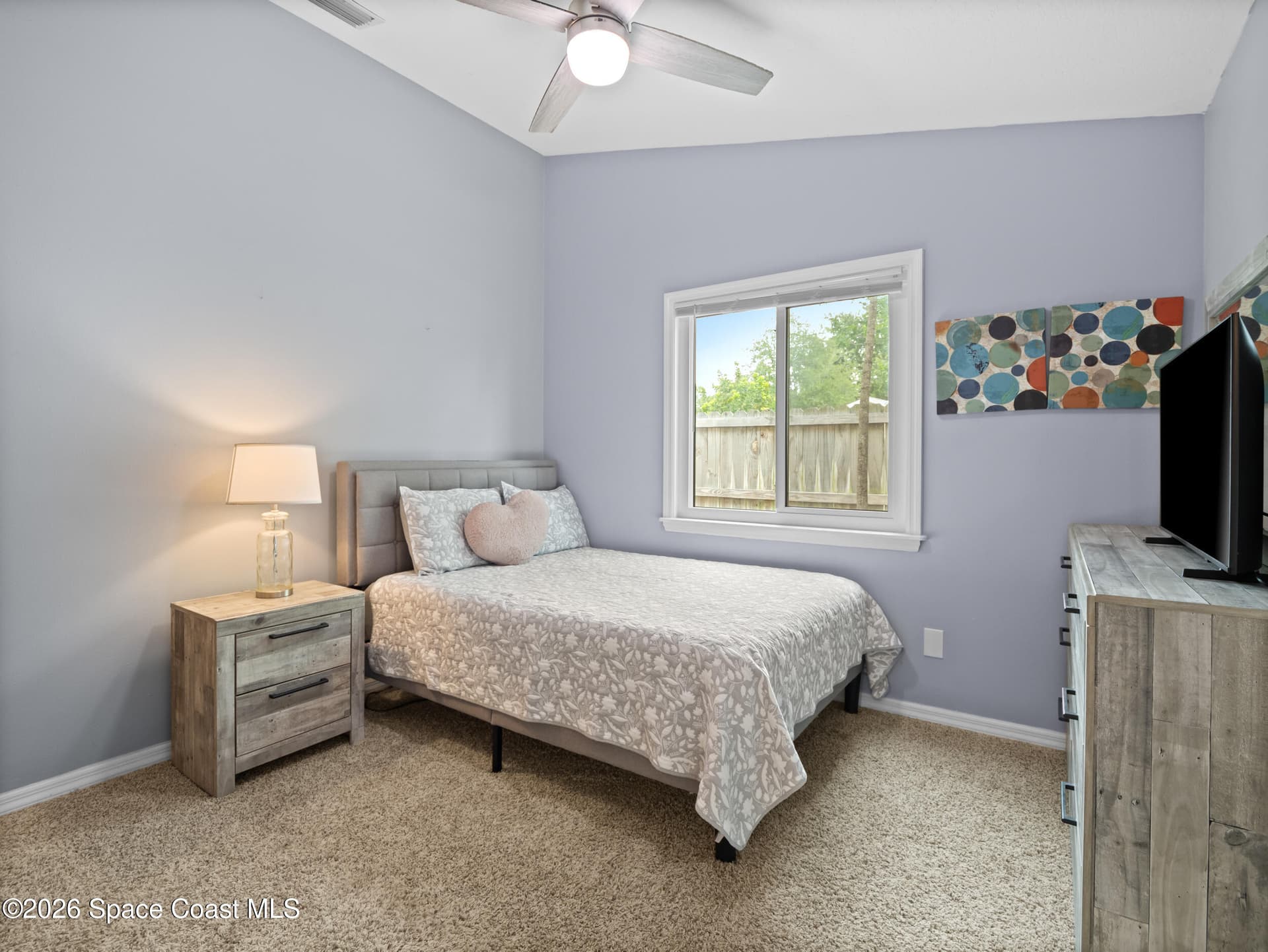 2582 Empire Avenue E photo 25