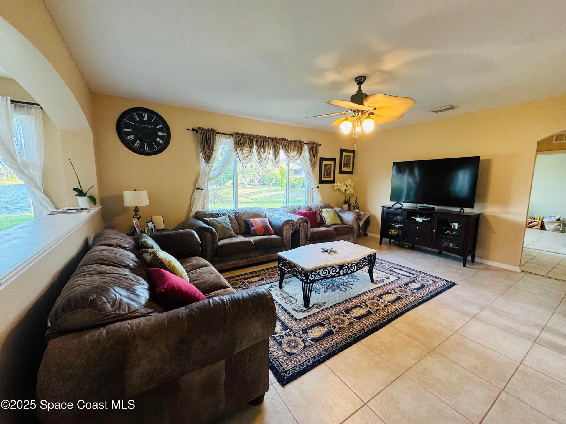 4095 Fenrose Circle photo 10