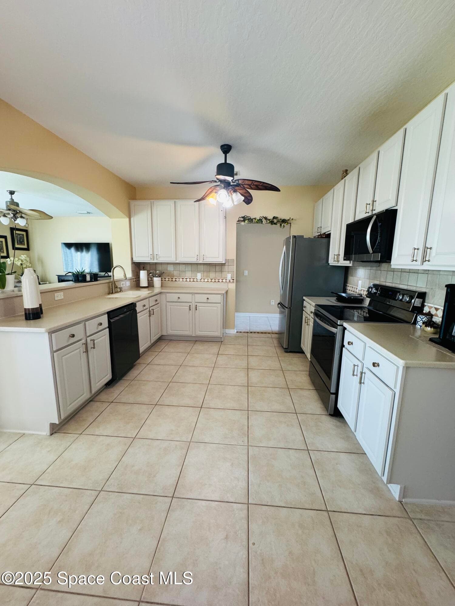 4095 Fenrose Circle photo 16