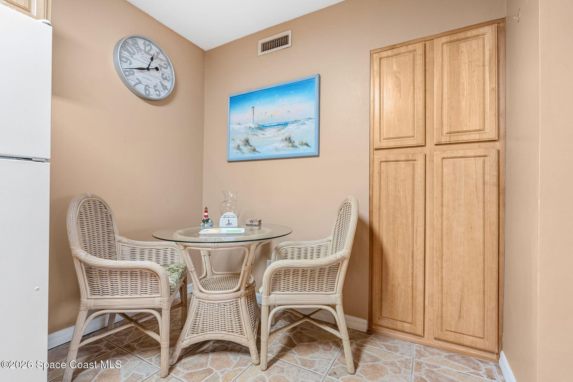 22 Tulip Avenue 308 photo 8