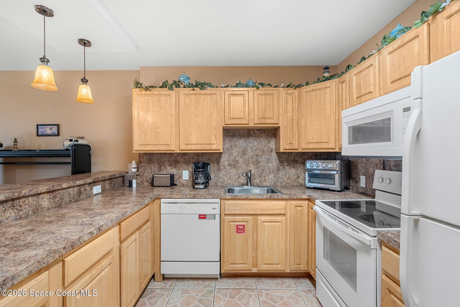 22 Tulip Avenue 308 photo 7