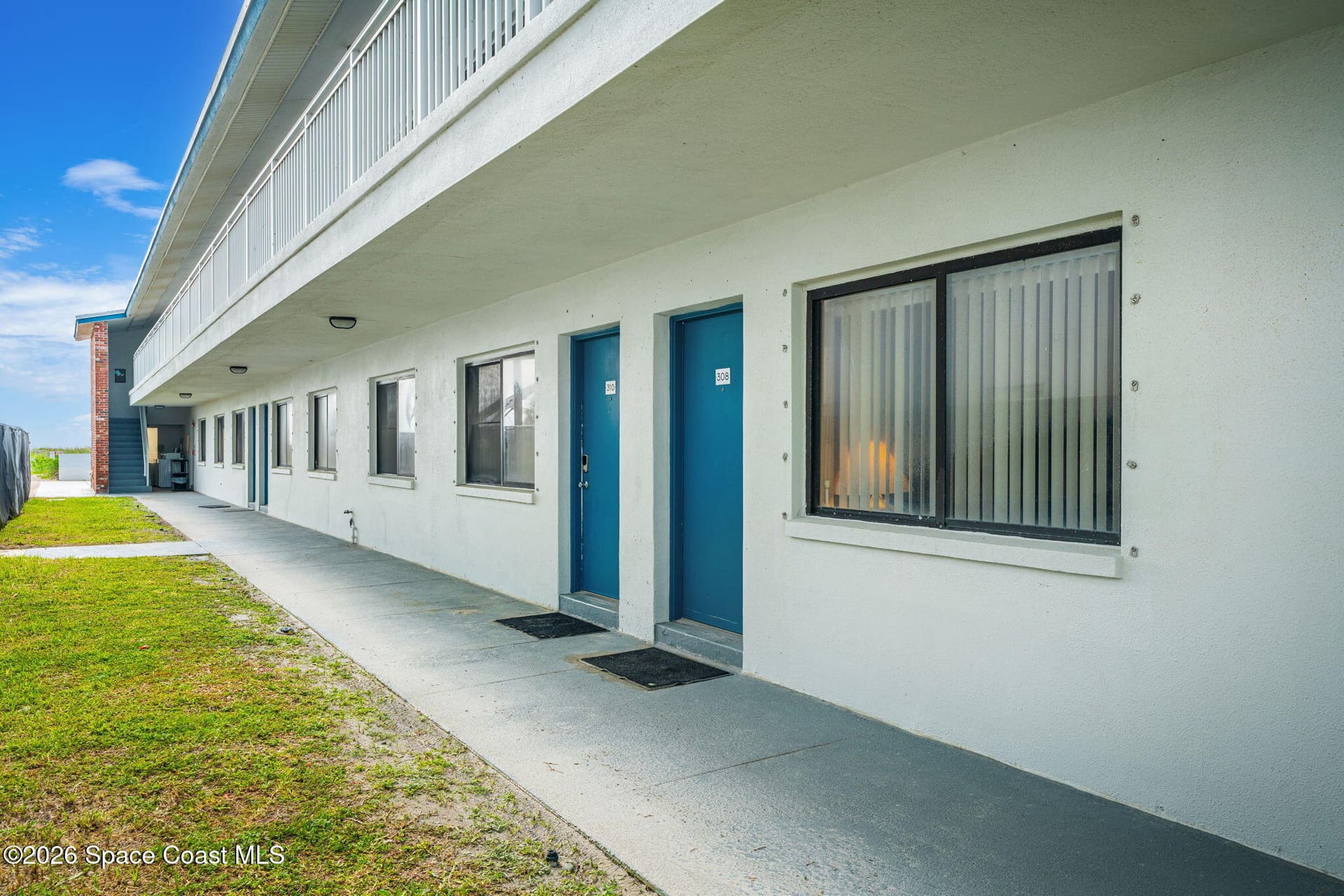 22 Tulip Avenue 308 photo 23