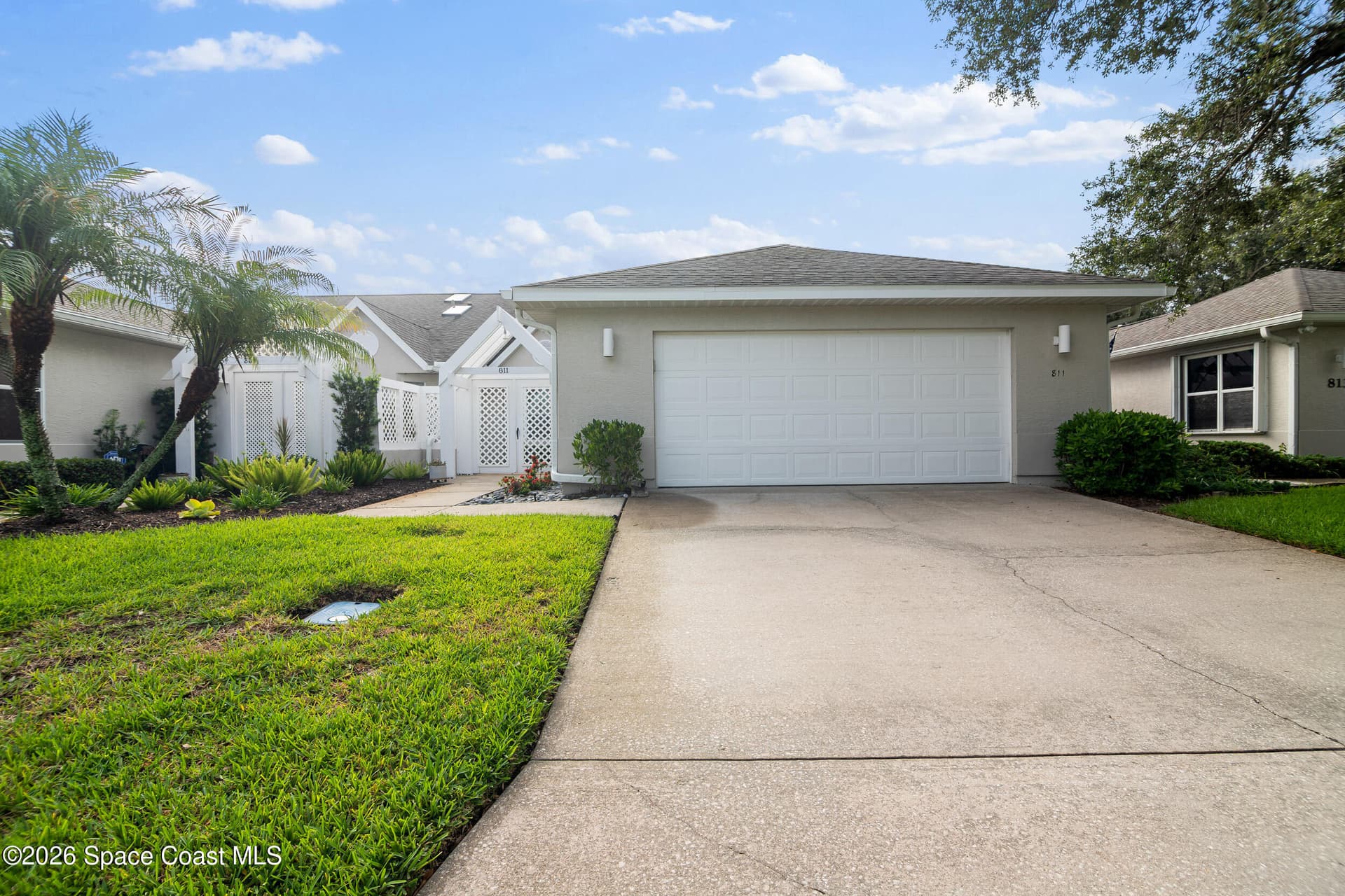 811 Oakwood Drive photo 3