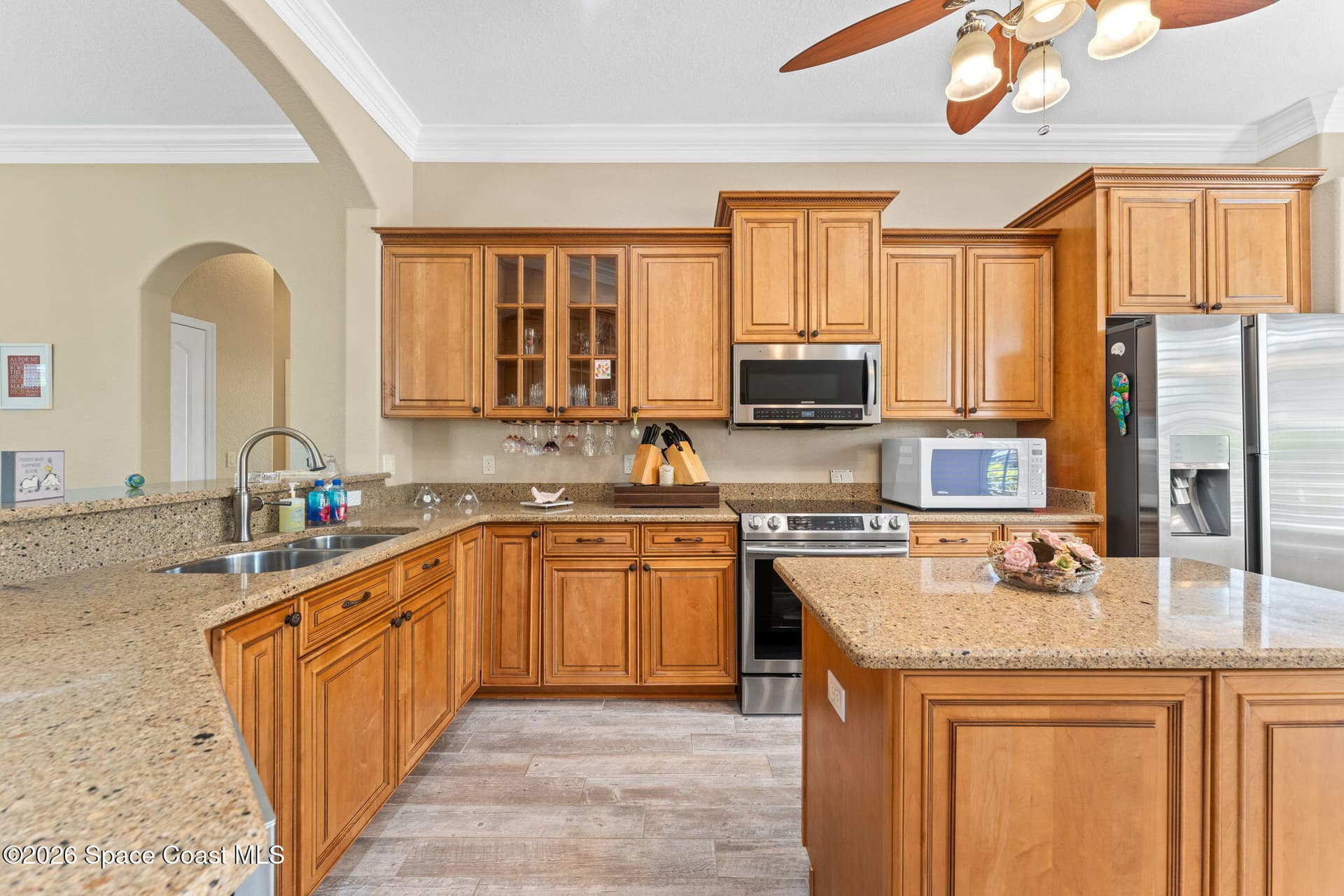 1336 Clubhouse Drive photo 9