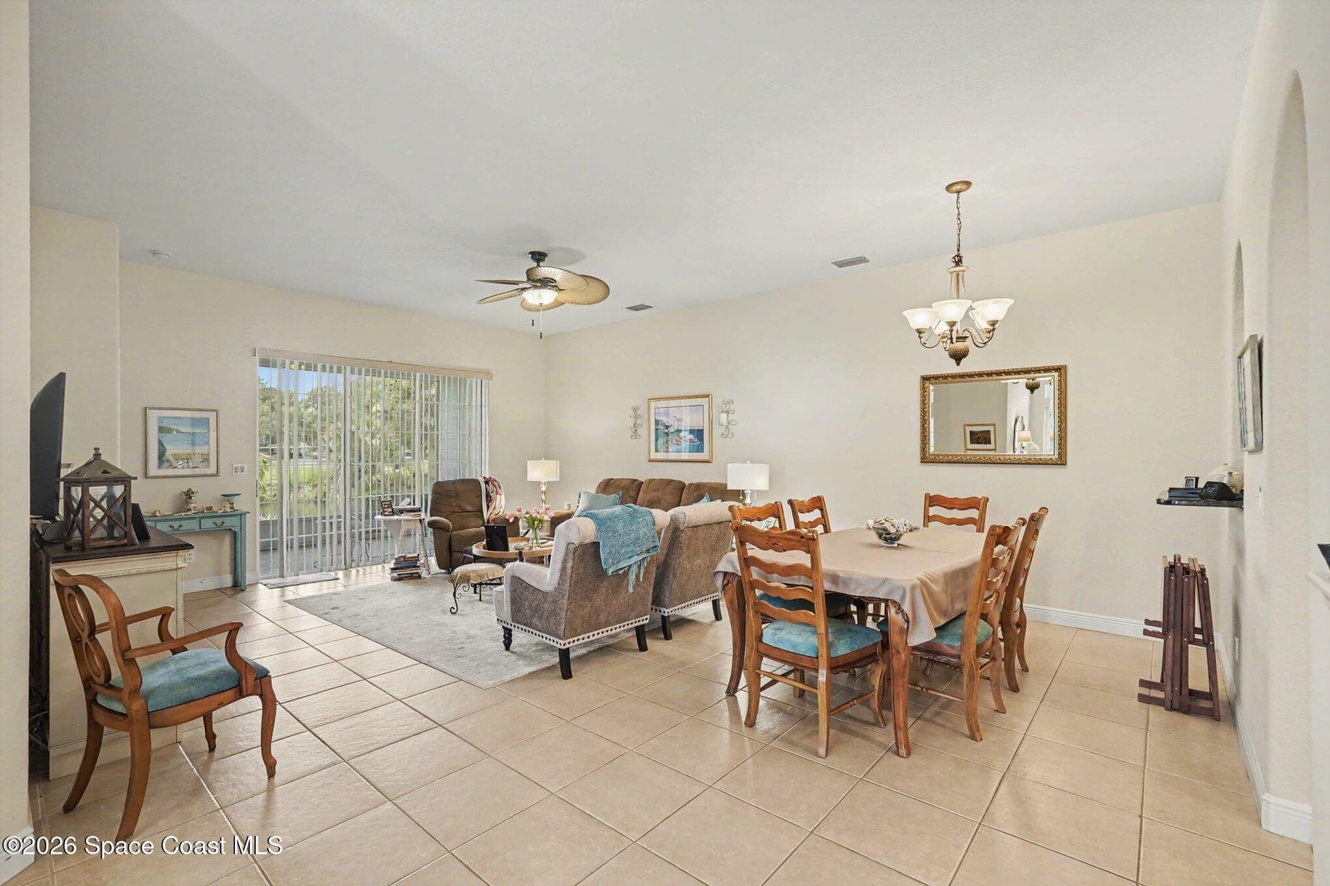 1022 Eleuthera Drive NE photo 7