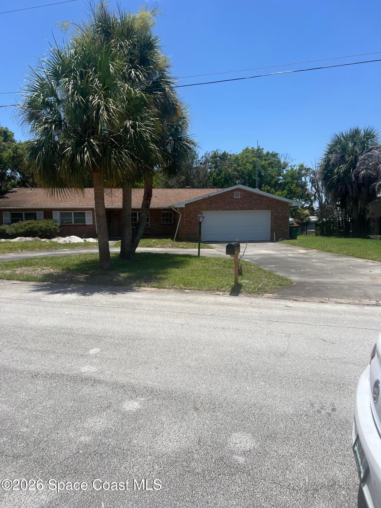1150 Rivermont Drive photo 1