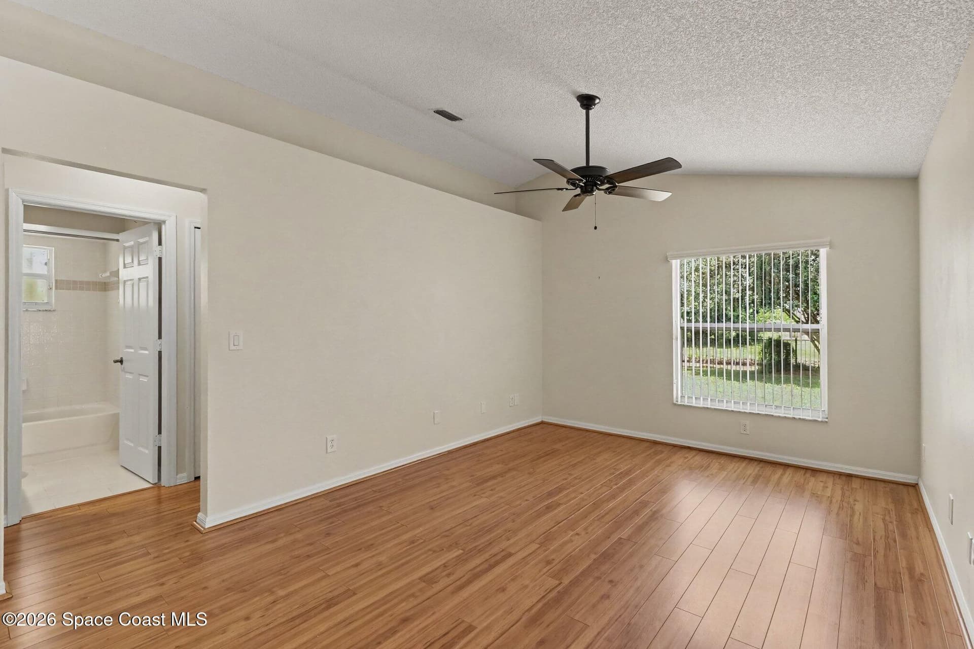 854 Hunters Creek Drive photo 18
