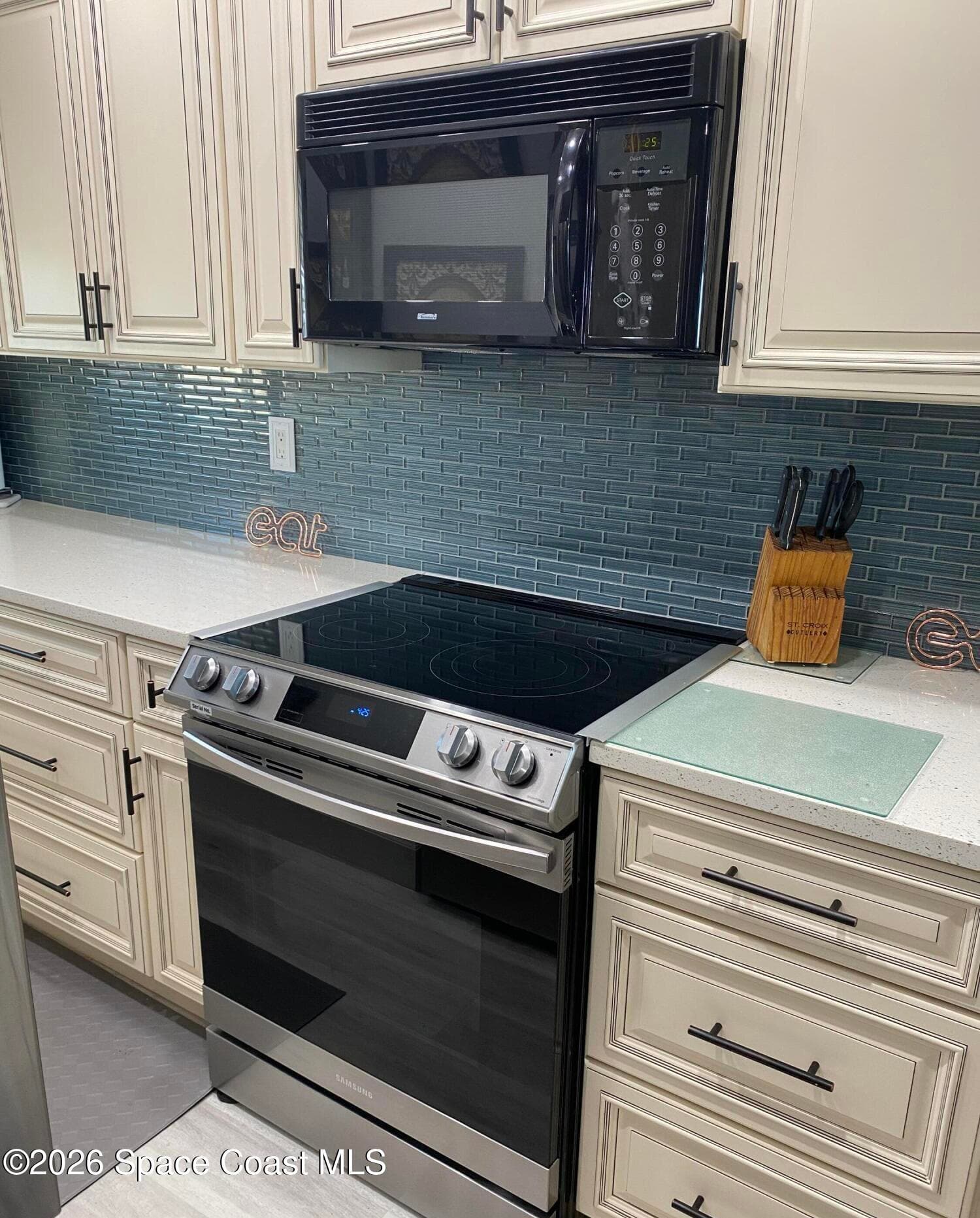 2465 S Washington Avenue A202 photo 12