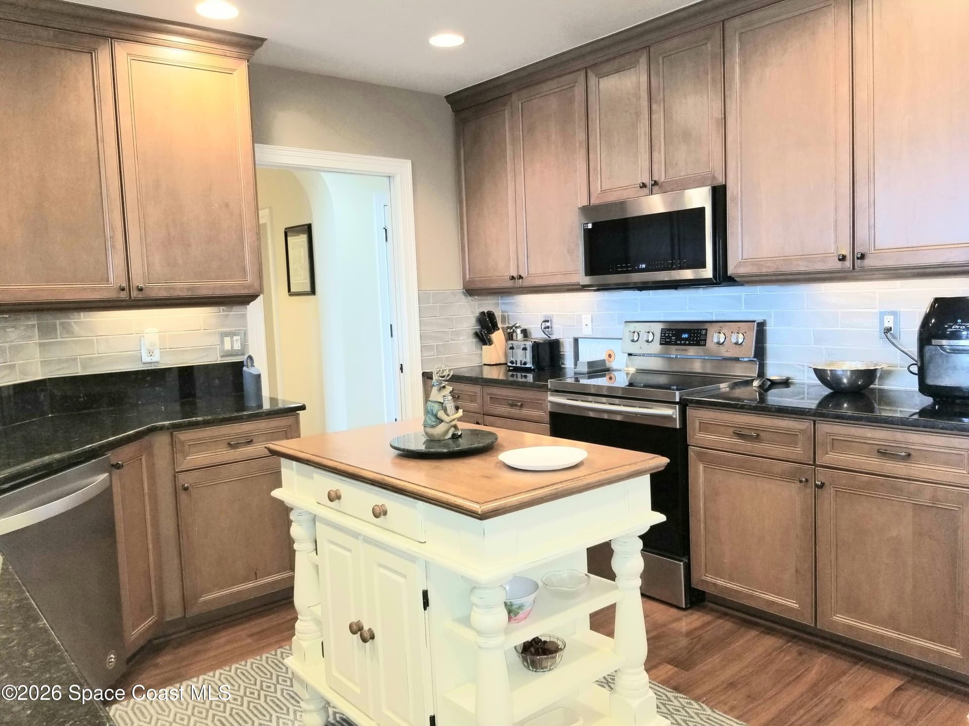 1437 Pineapple Avenue 605 photo 11