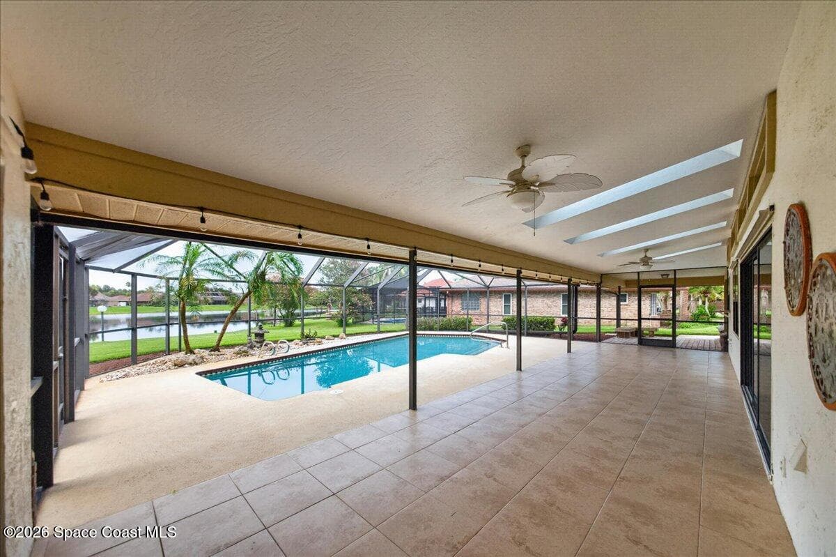 1347 Silver Lake Drive photo 1