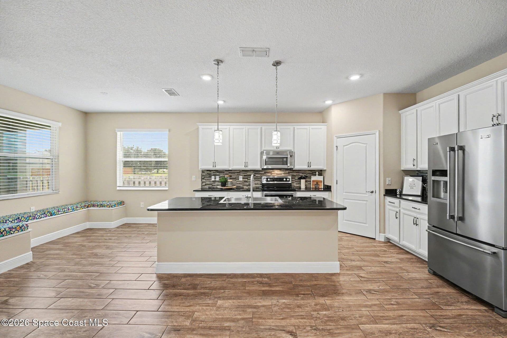 2152 Lune Court photo 5