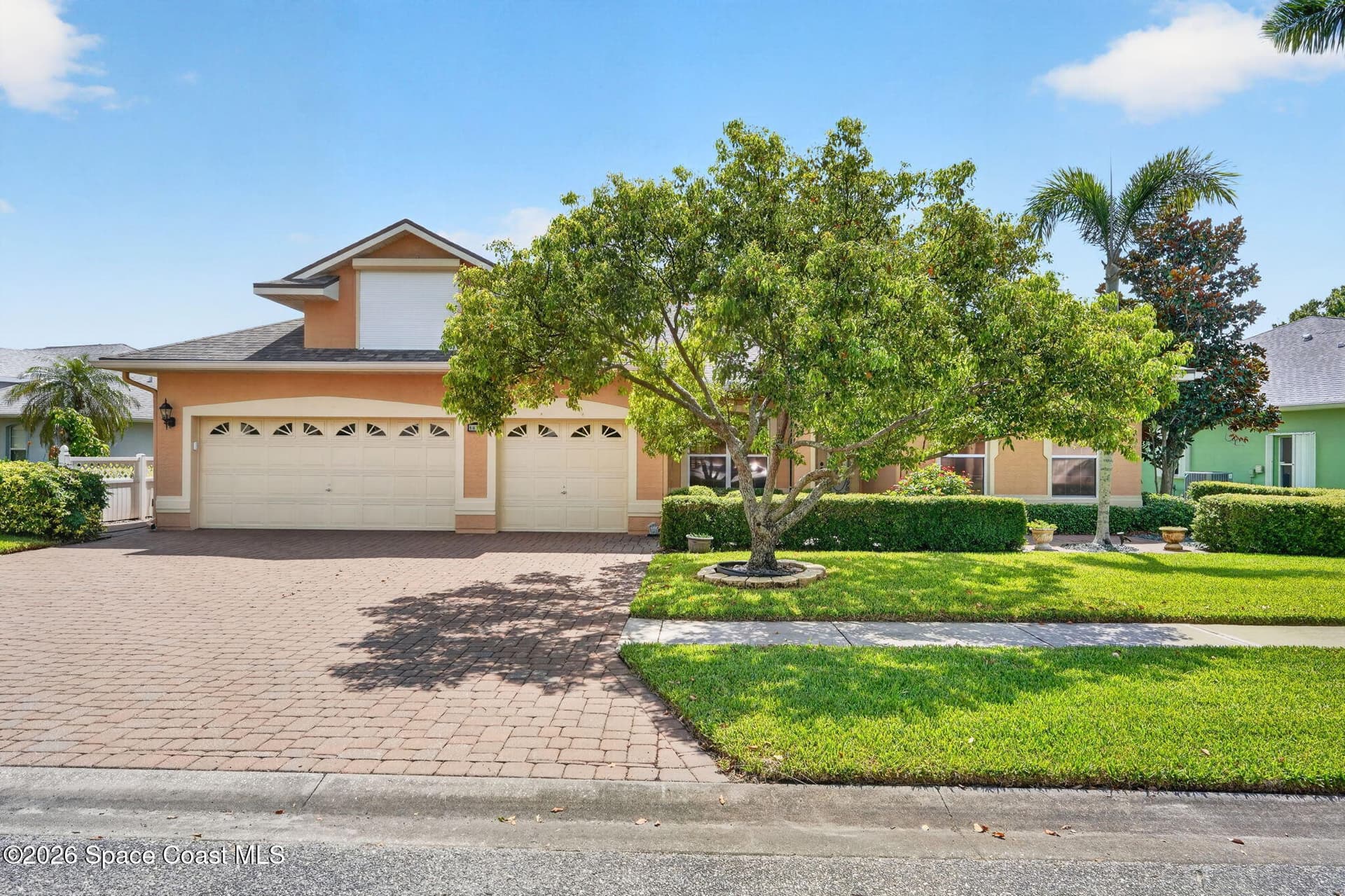 1871 Thesy Drive photo 1