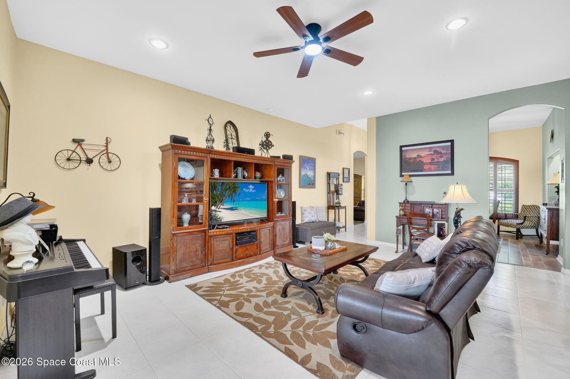 1871 Thesy Drive photo 11