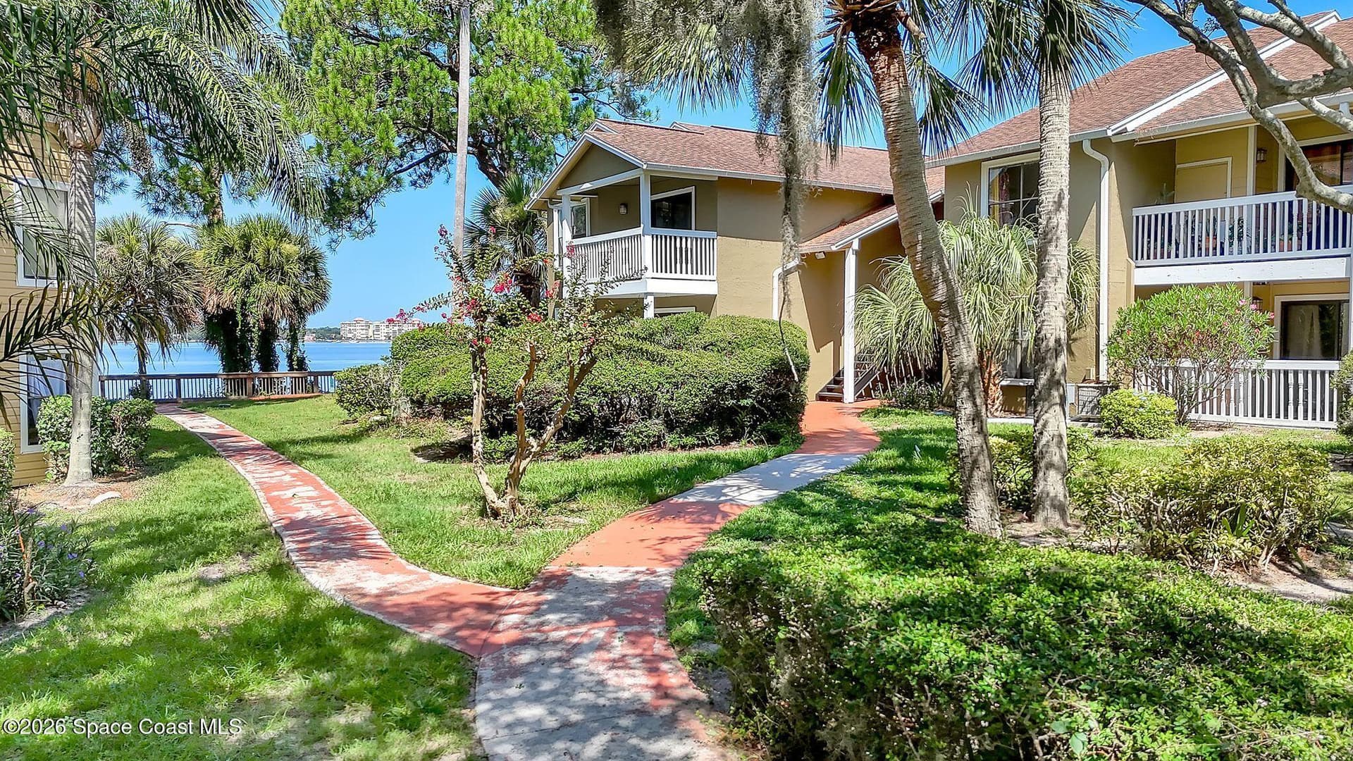 225 S Tropical Trail 707 photo 4