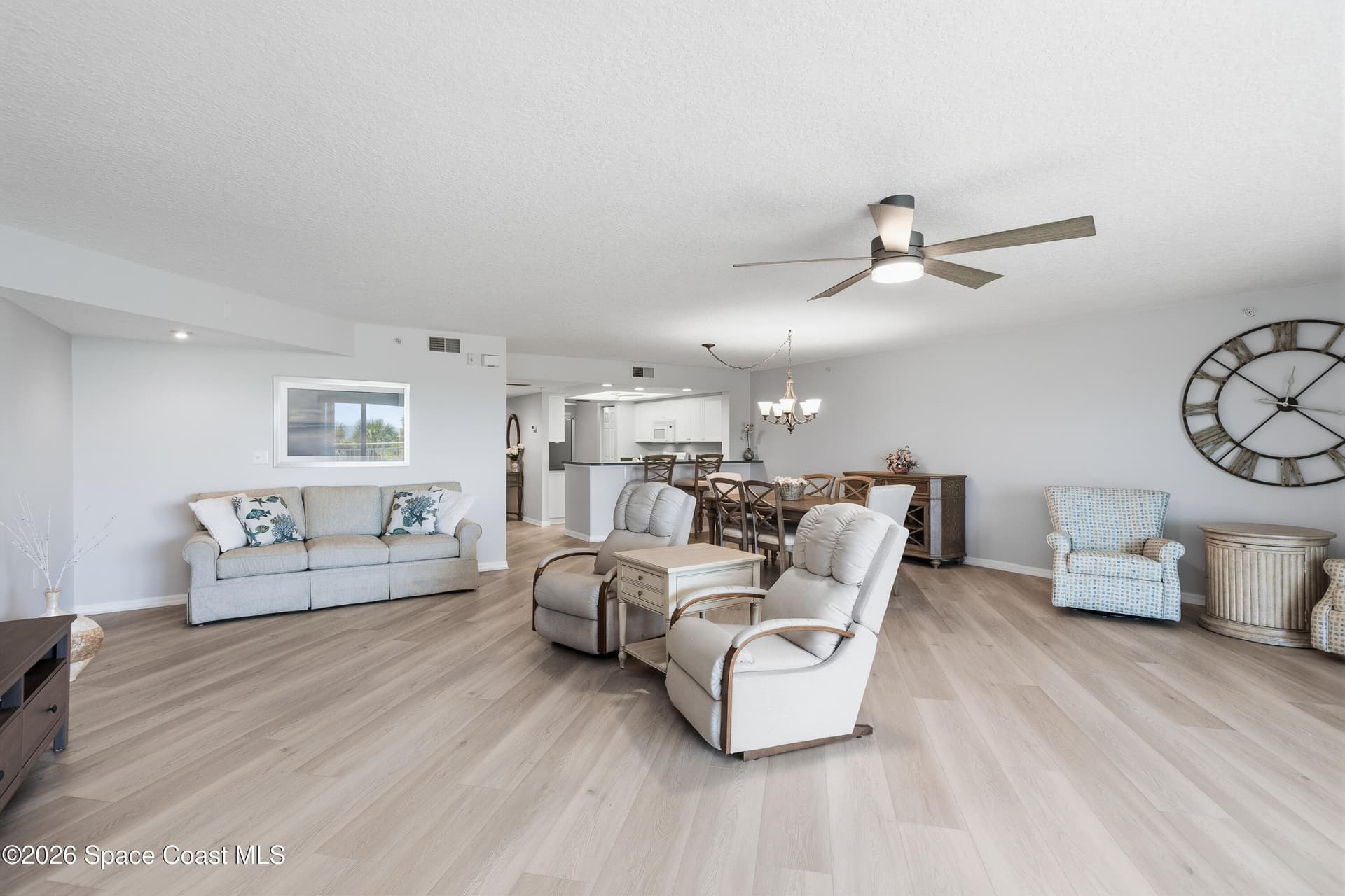 606 Shorewood Drive C206 photo 7