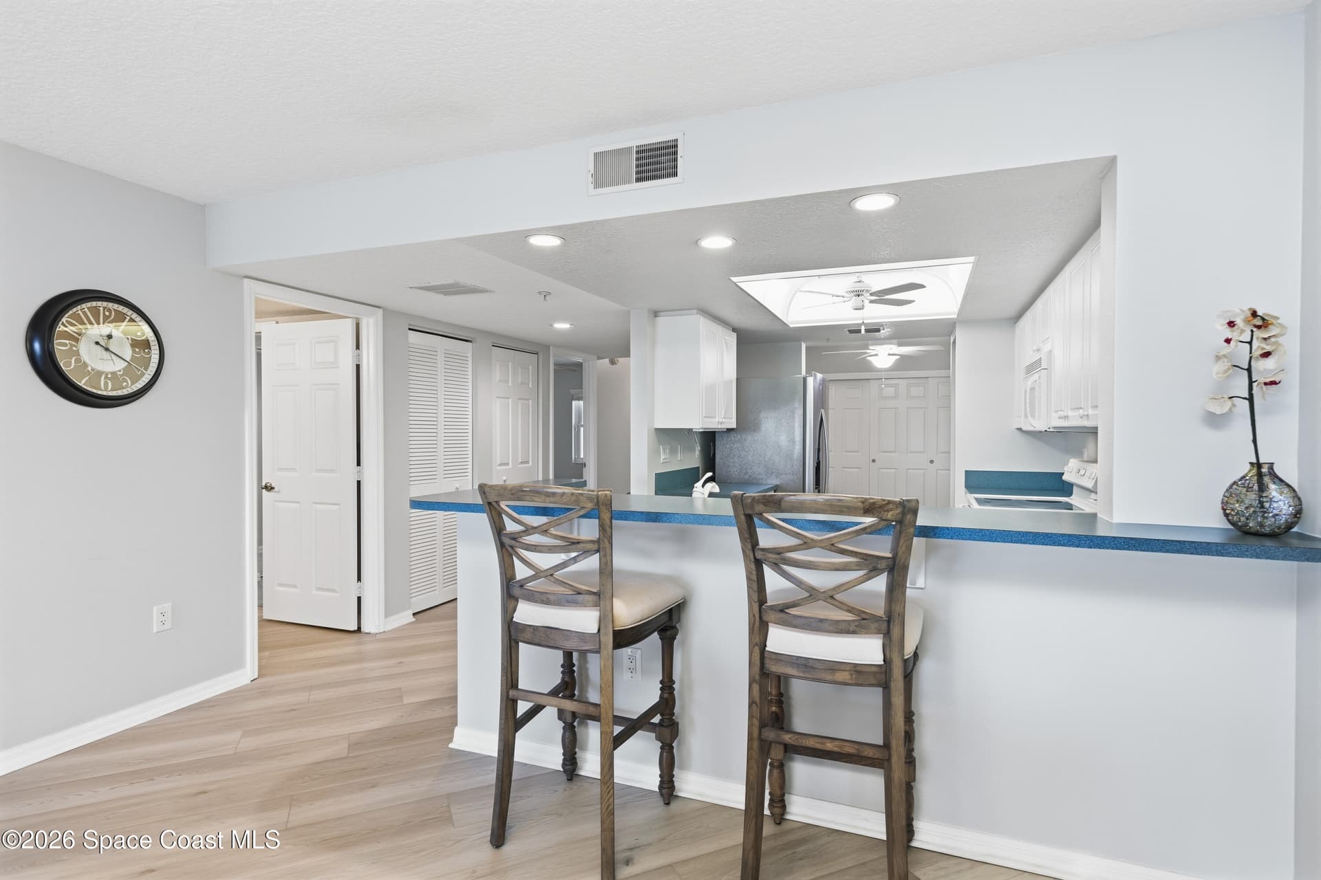 606 Shorewood Drive C206 photo 9